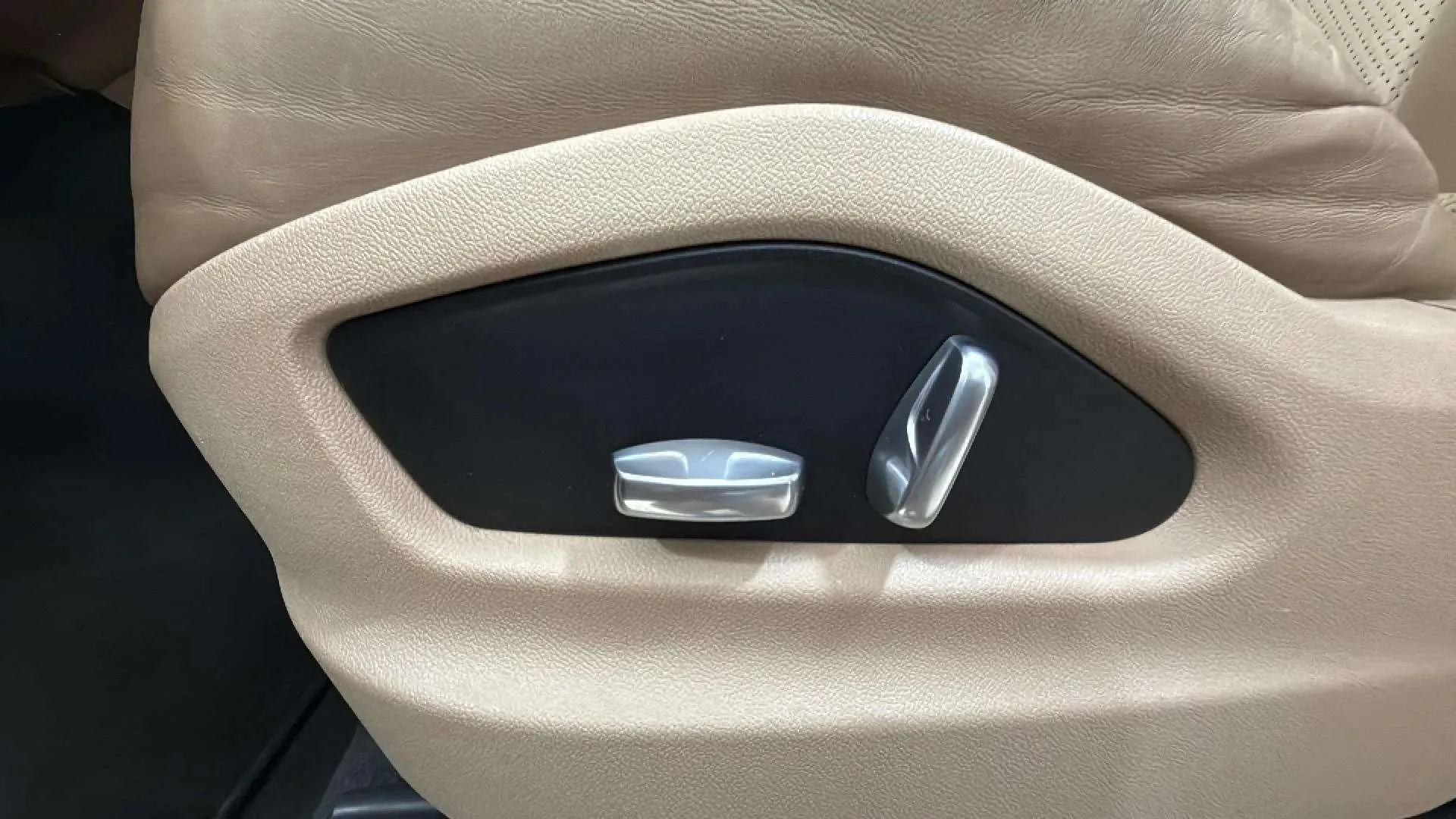 Porsche Cayenne E-Hybrid - foto 21