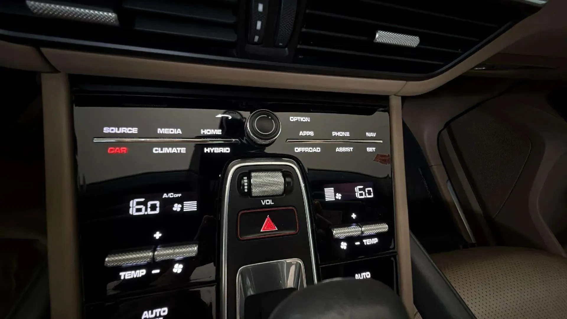 Porsche Cayenne E-Hybrid - foto 15