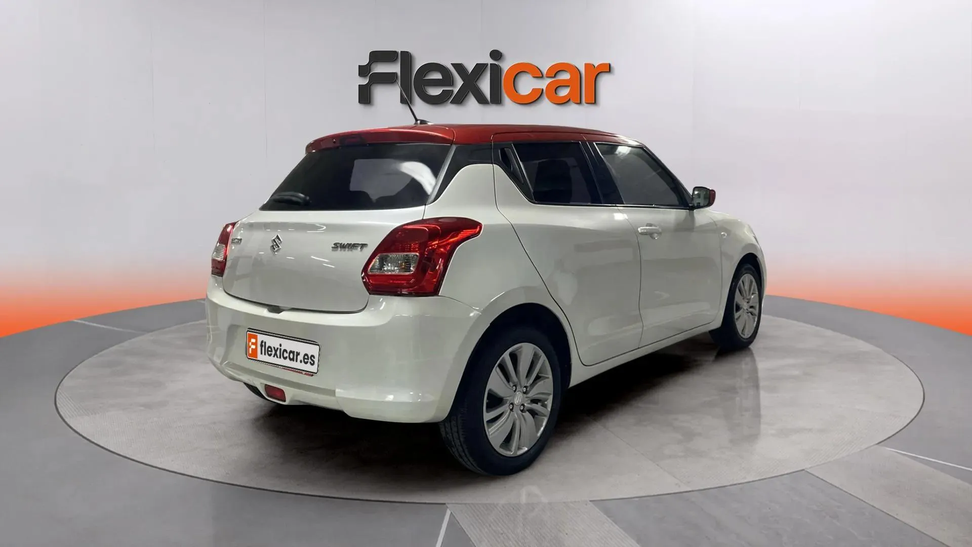 Suzuki Swift 1.2 GLE 4WD - foto 7