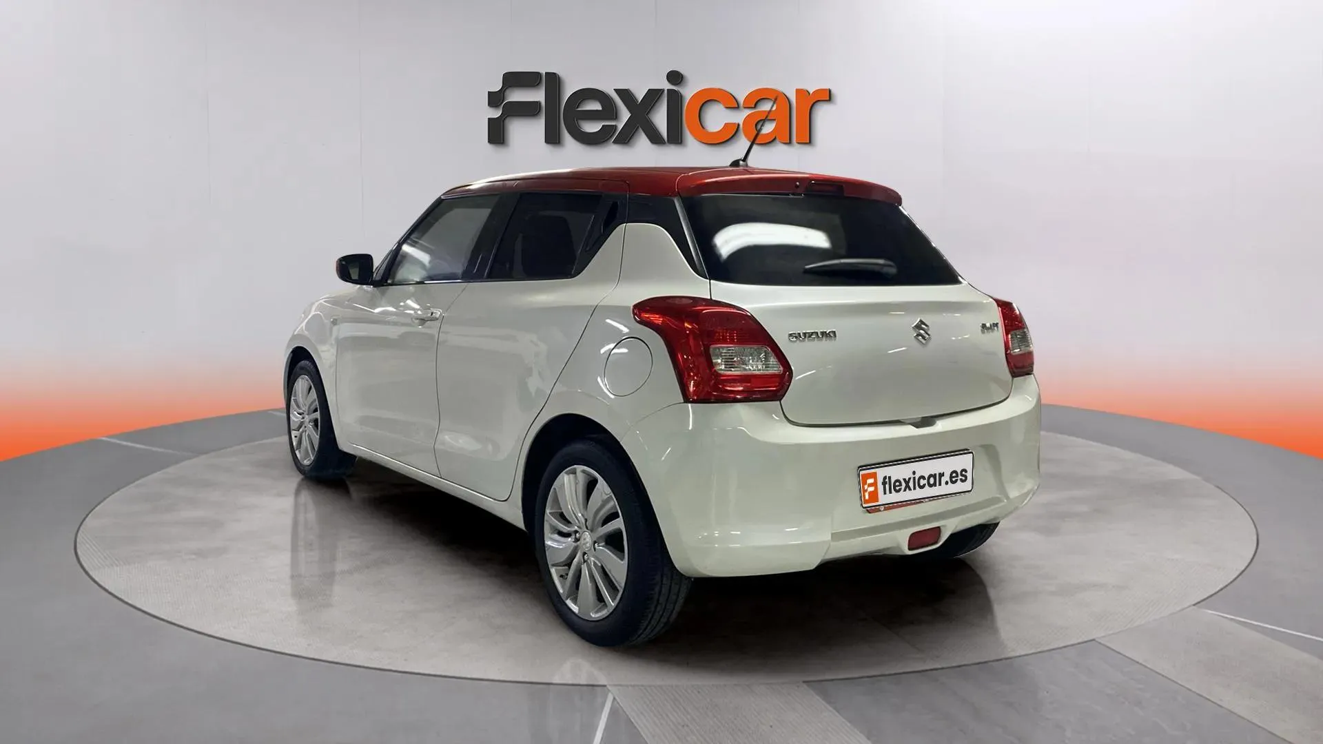 Suzuki Swift 1.2 GLE 4WD - foto 5