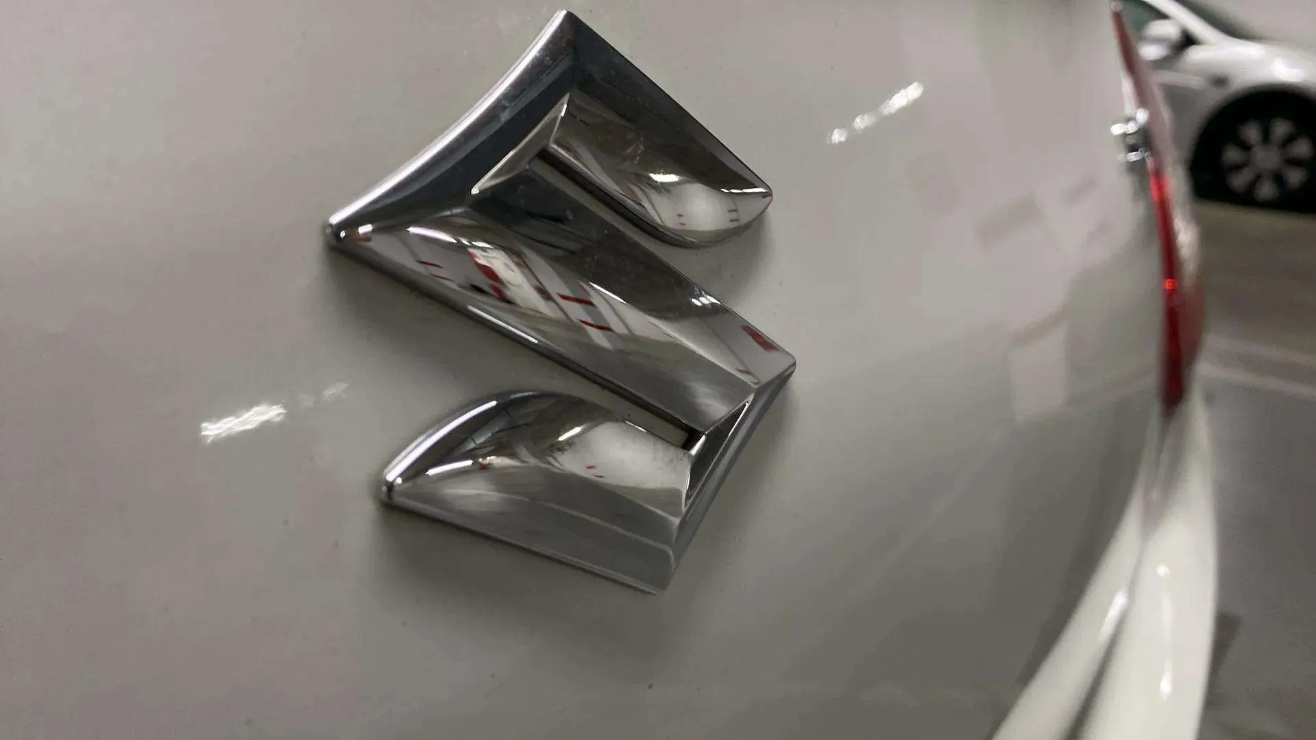 Suzuki Swift 1.2 GLE 4WD - foto 29