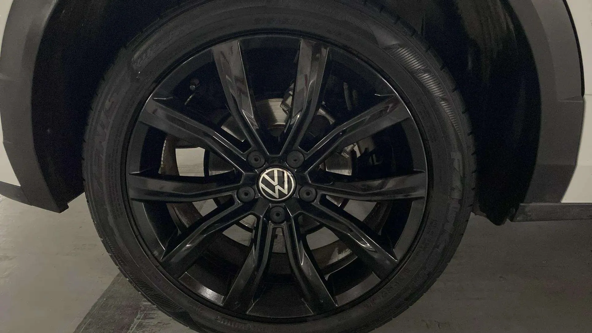 Volkswagen T-Roc Advance R-Line 1.5 TSI - foto 30