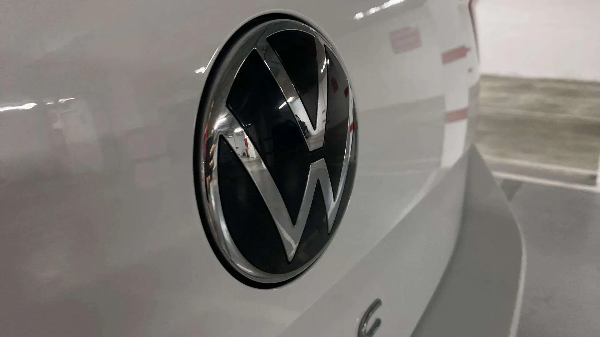 Volkswagen T-Roc Advance R-Line 1.5 TSI - foto 33