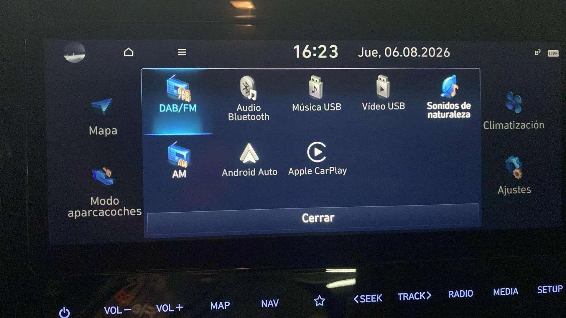 Hyundai Tucson 1.6 T-GDi 48V Tecno Sky DCT - foto 15