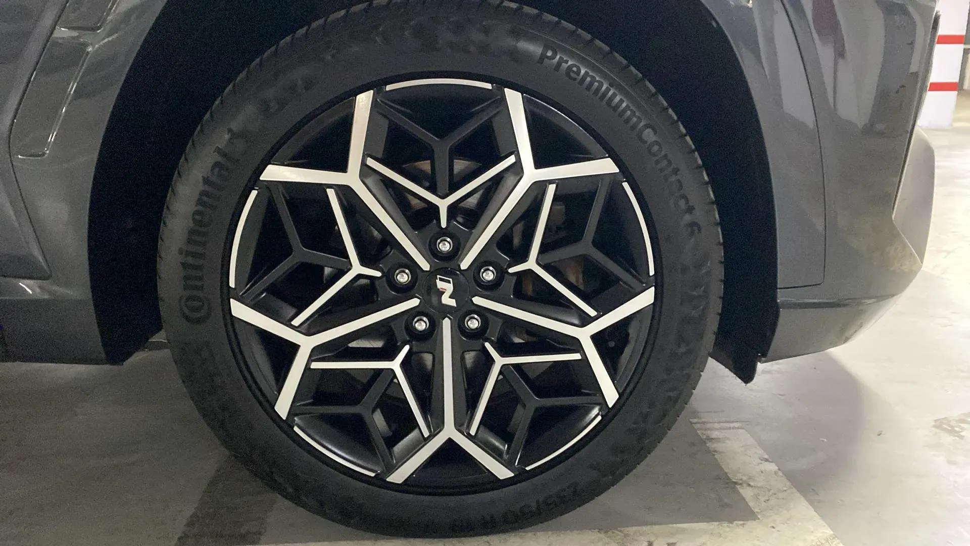 Hyundai Tucson 1.6 T-GDi 48V Tecno Sky DCT - foto 31