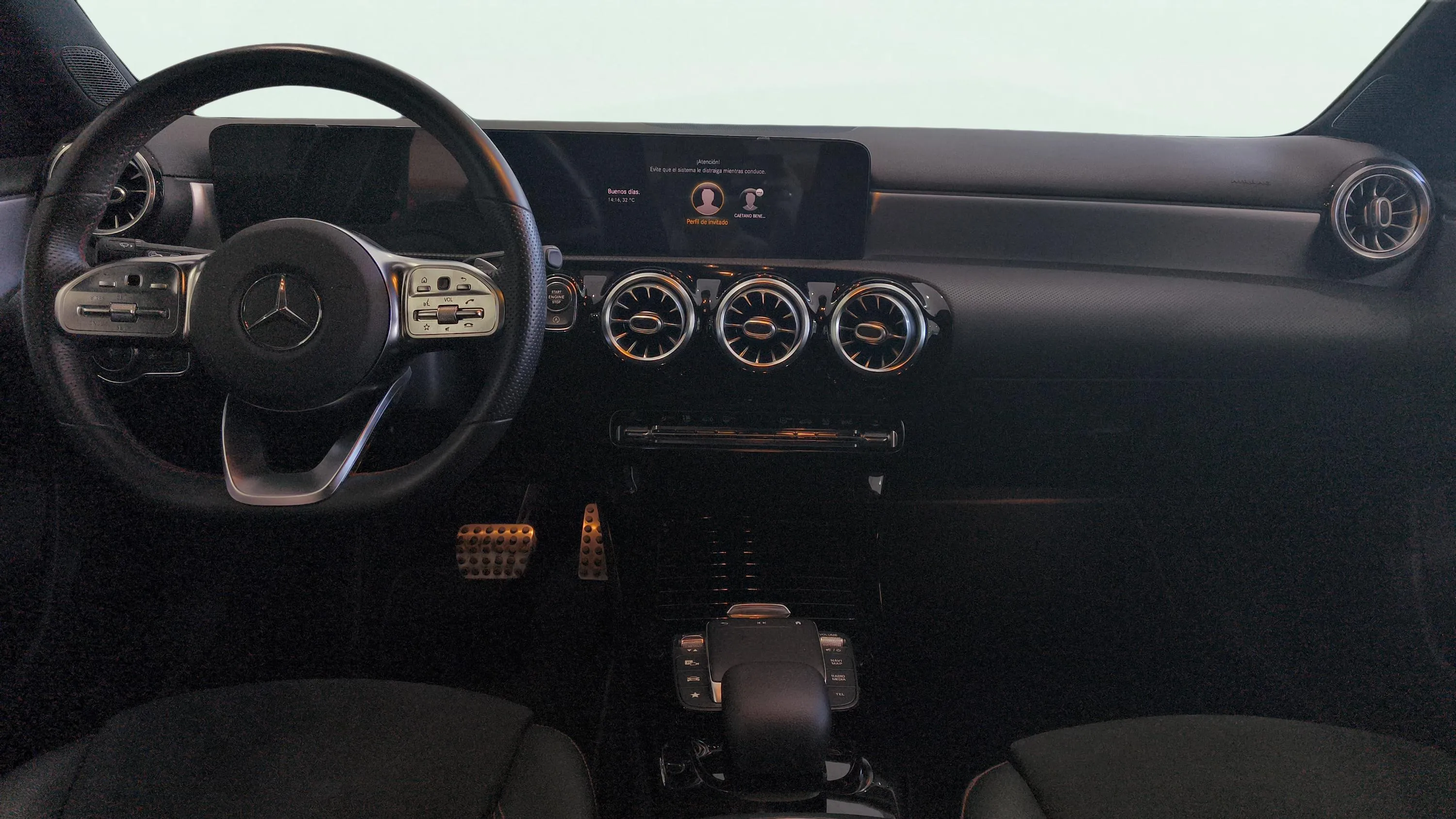 Mercedes-Benz Clase A A 200 d - foto 11
