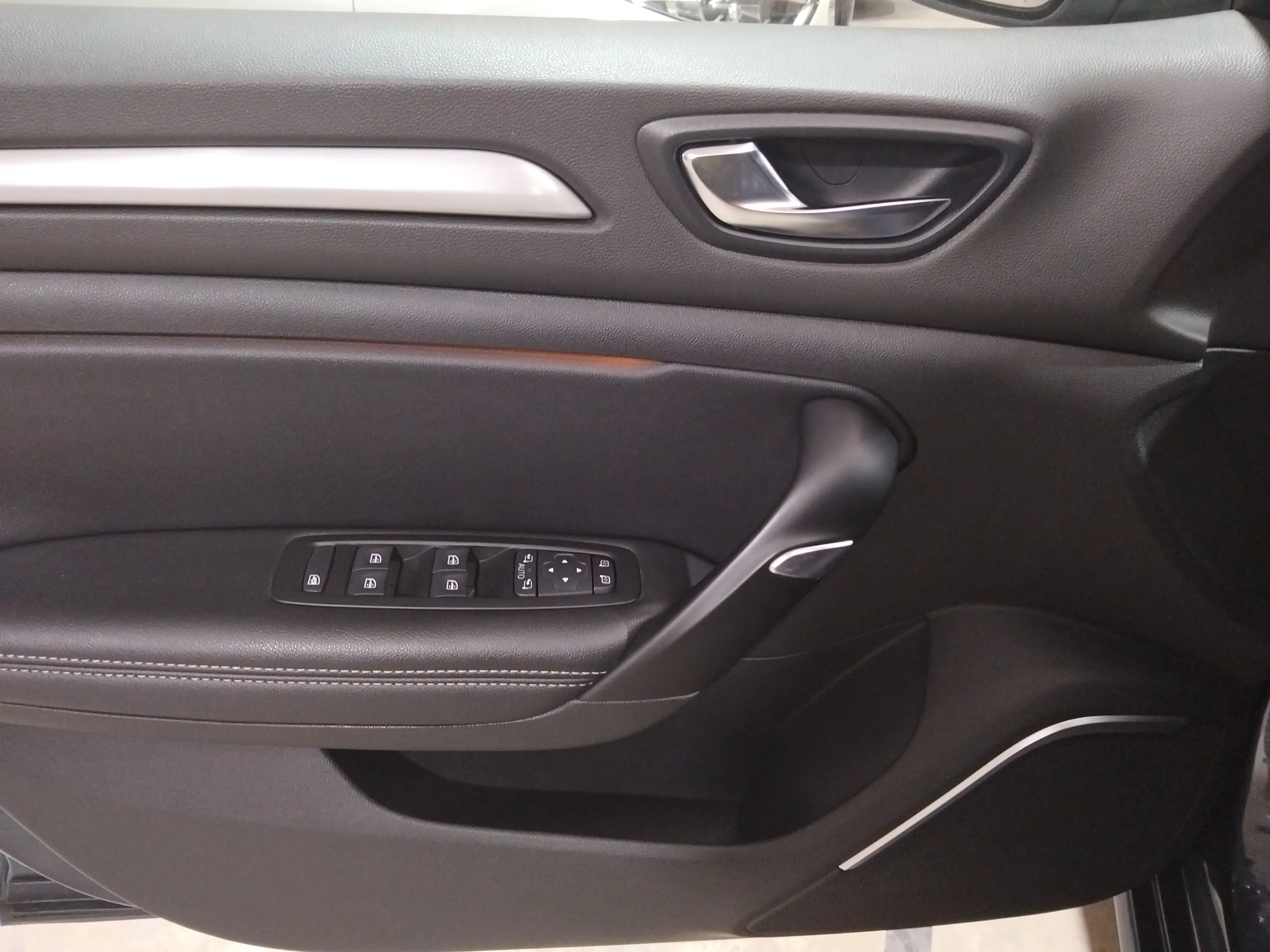 Renault Mégane Zen Energy TCe EDC - foto 19
