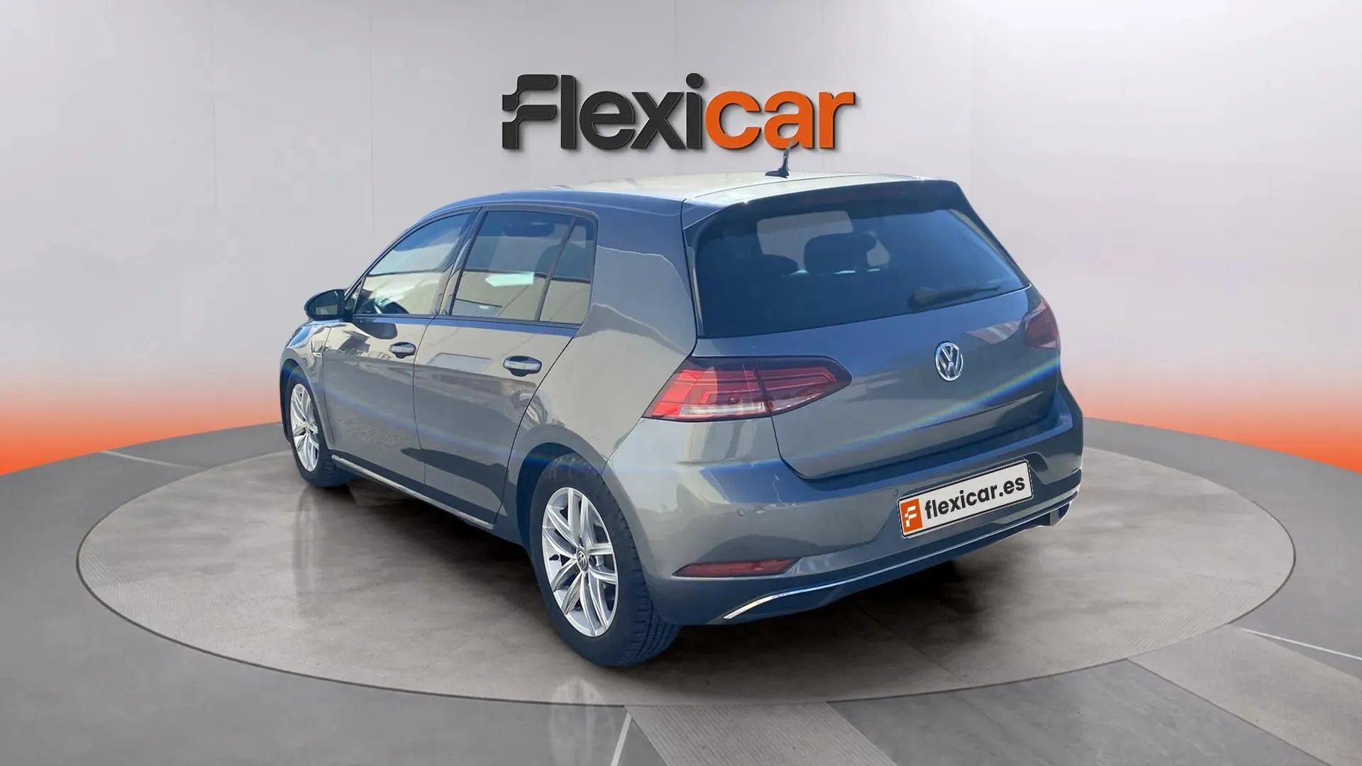 Volkswagen Golf X - foto 5