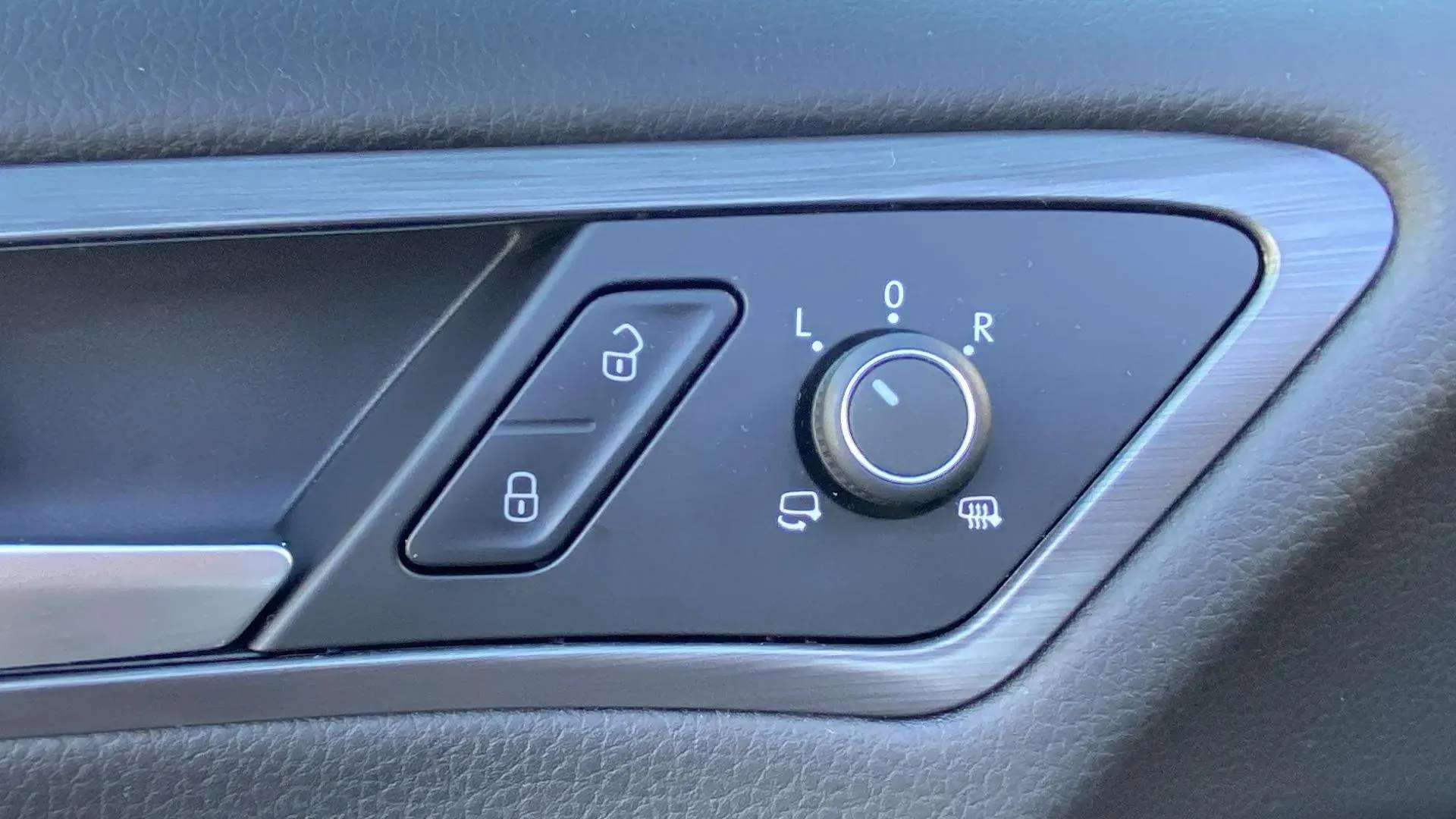 Volkswagen Golf X - foto 21