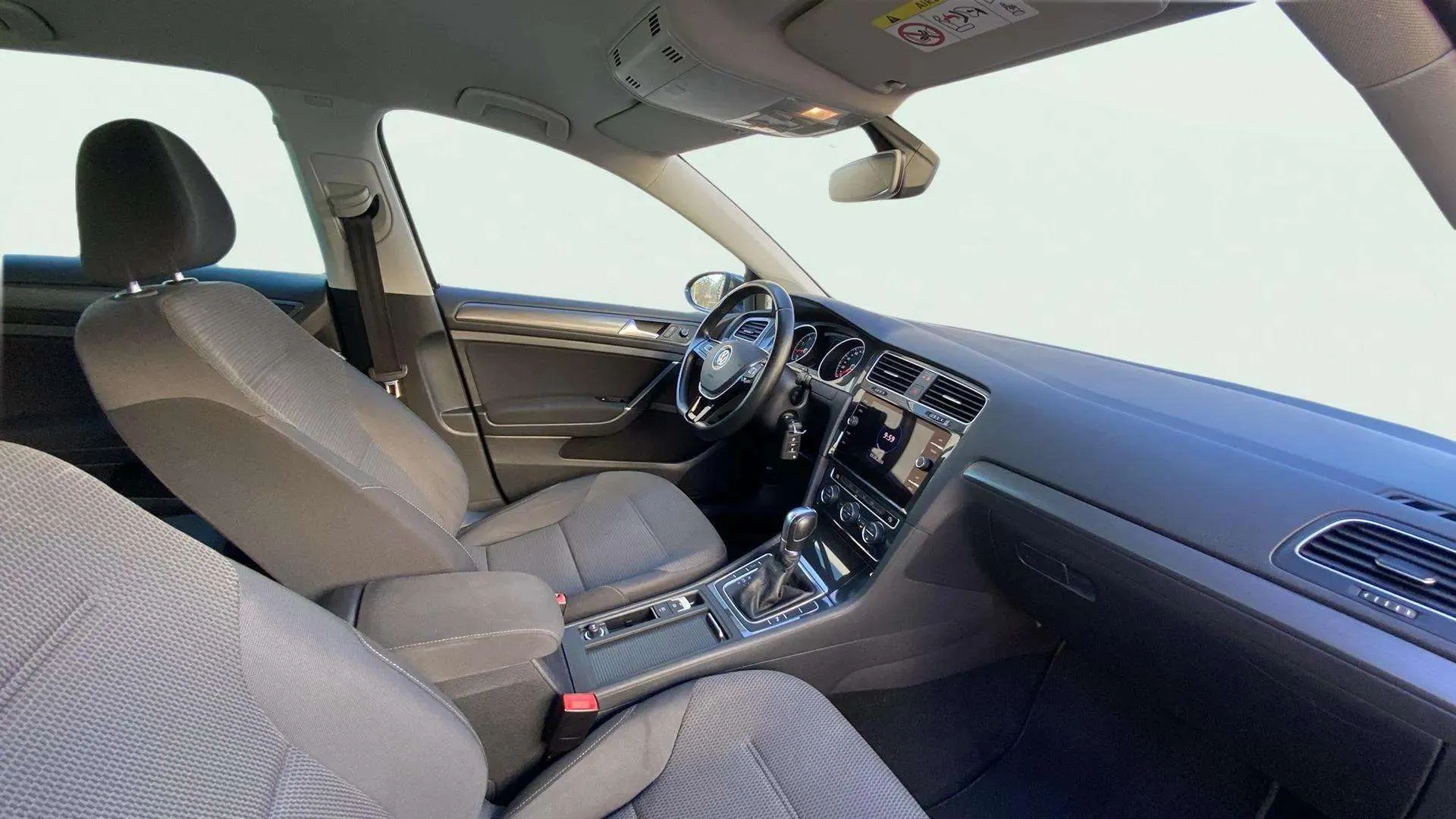 Volkswagen Golf X - foto 17