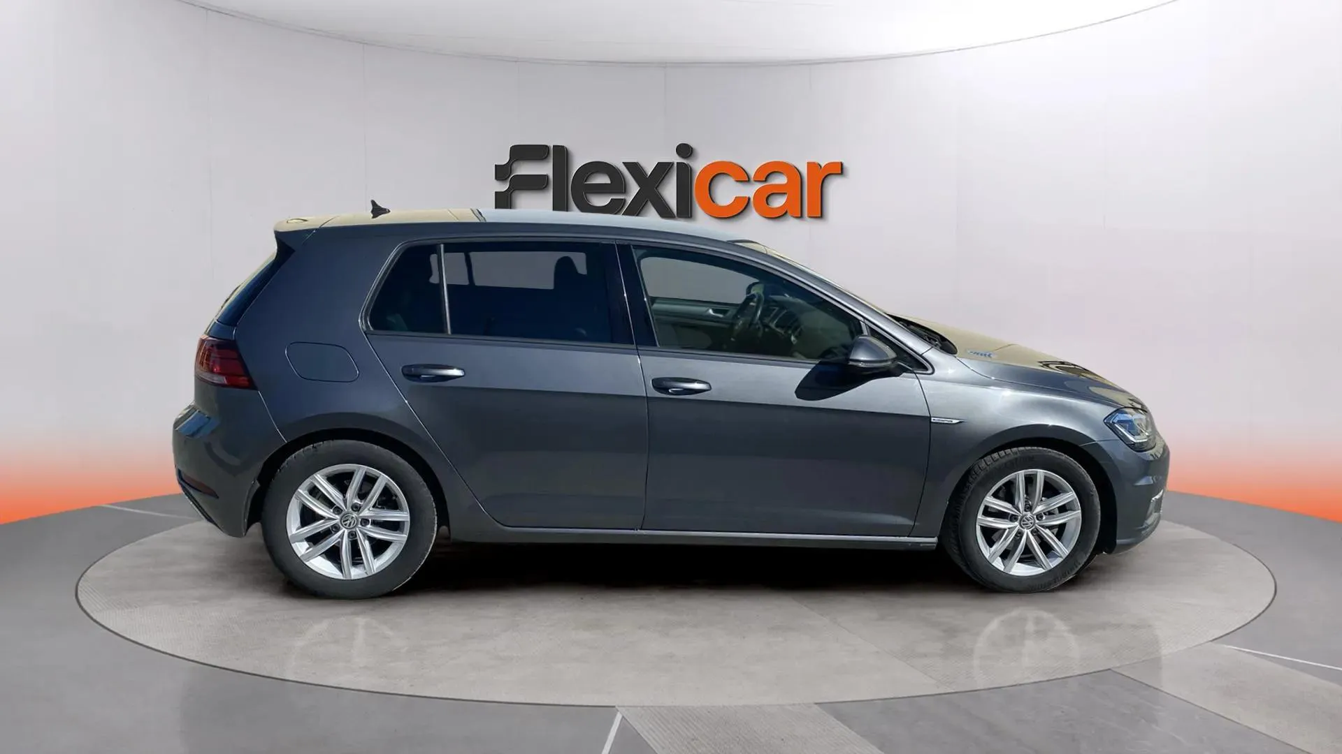 Volkswagen Golf X - foto 2