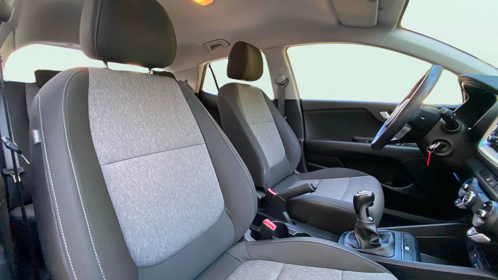Kia Stonic 1.0 T-GDi MHEV iMT Concept - foto 19