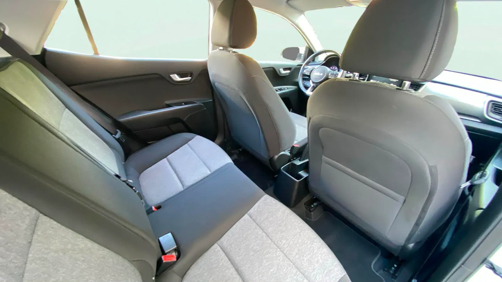 Kia Stonic 1.0 T-GDi MHEV iMT Concept - foto 20
