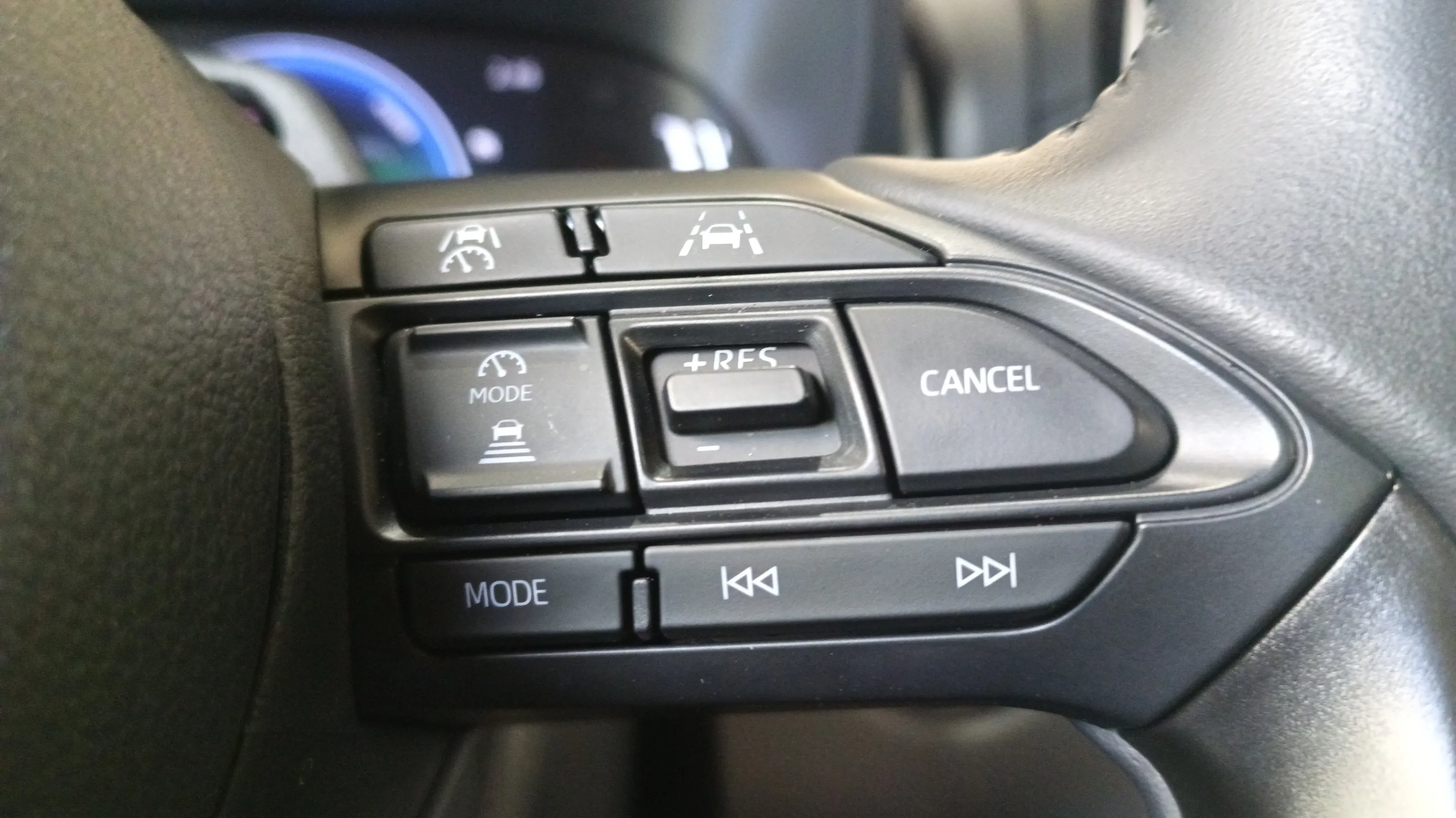 Toyota Yaris Cross 1.5 130H Style - foto 18