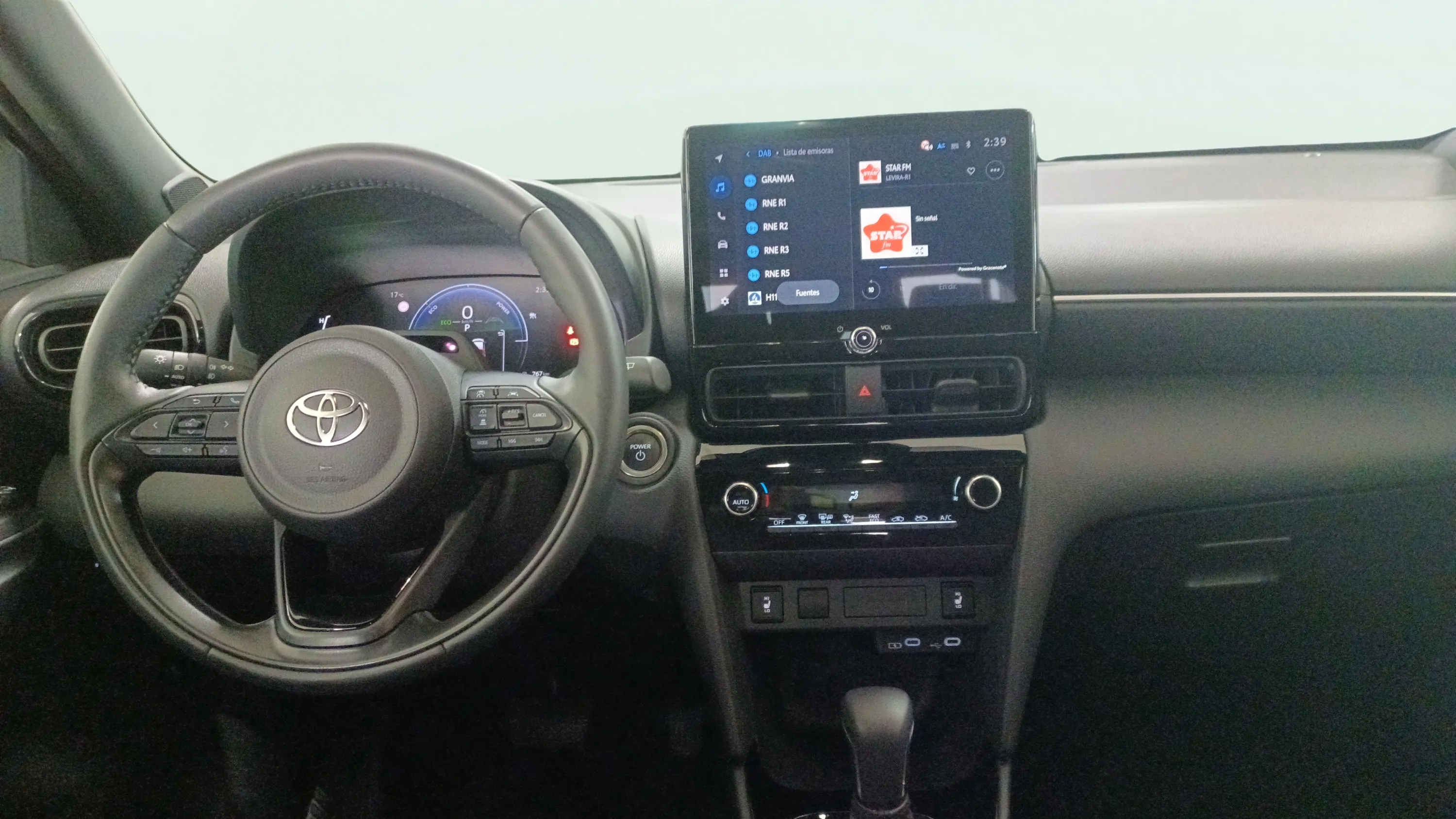 Toyota Yaris Cross 1.5 130H Style - foto 13