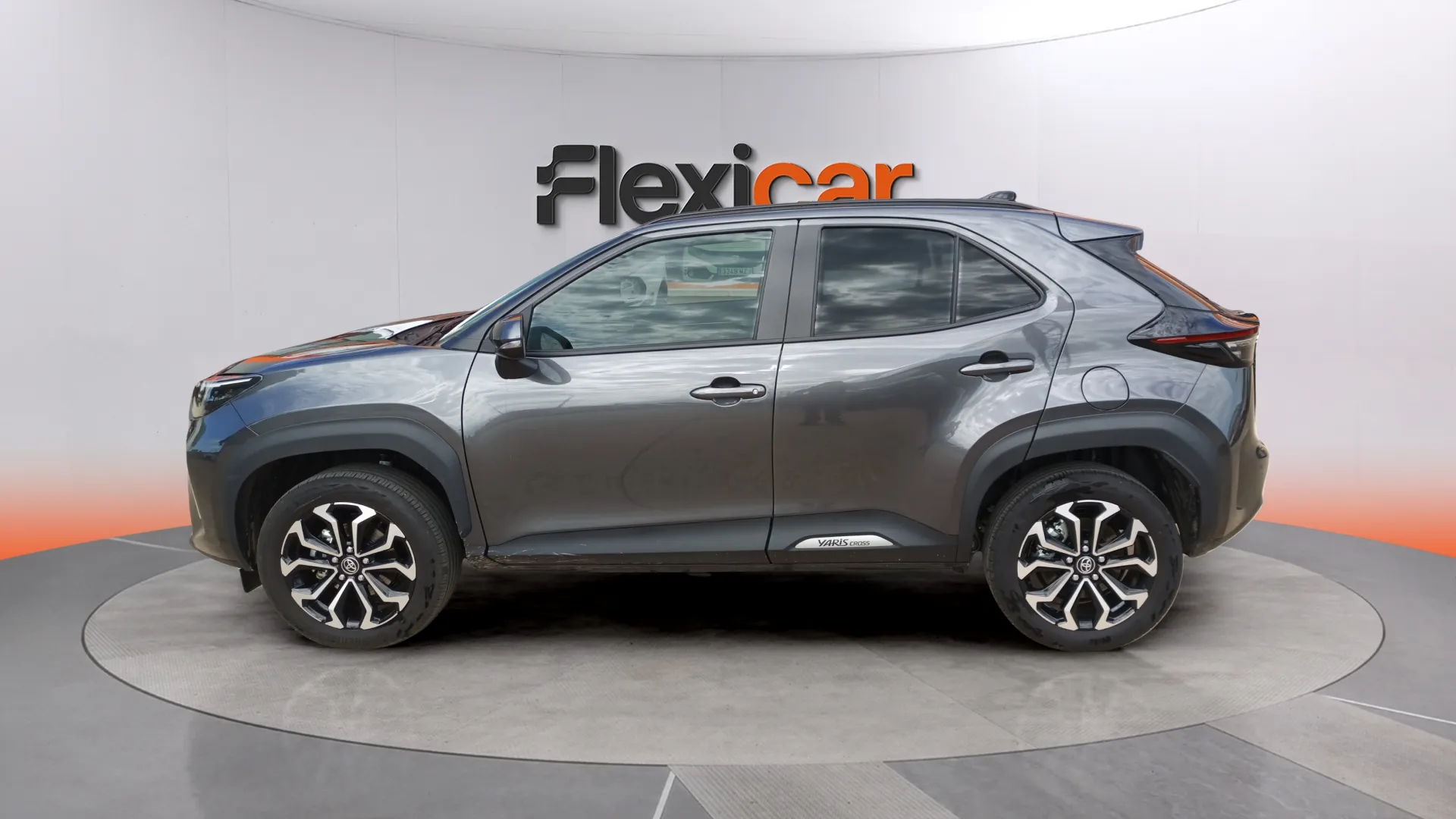 Toyota Yaris Cross 1.5 130H Style - foto 8