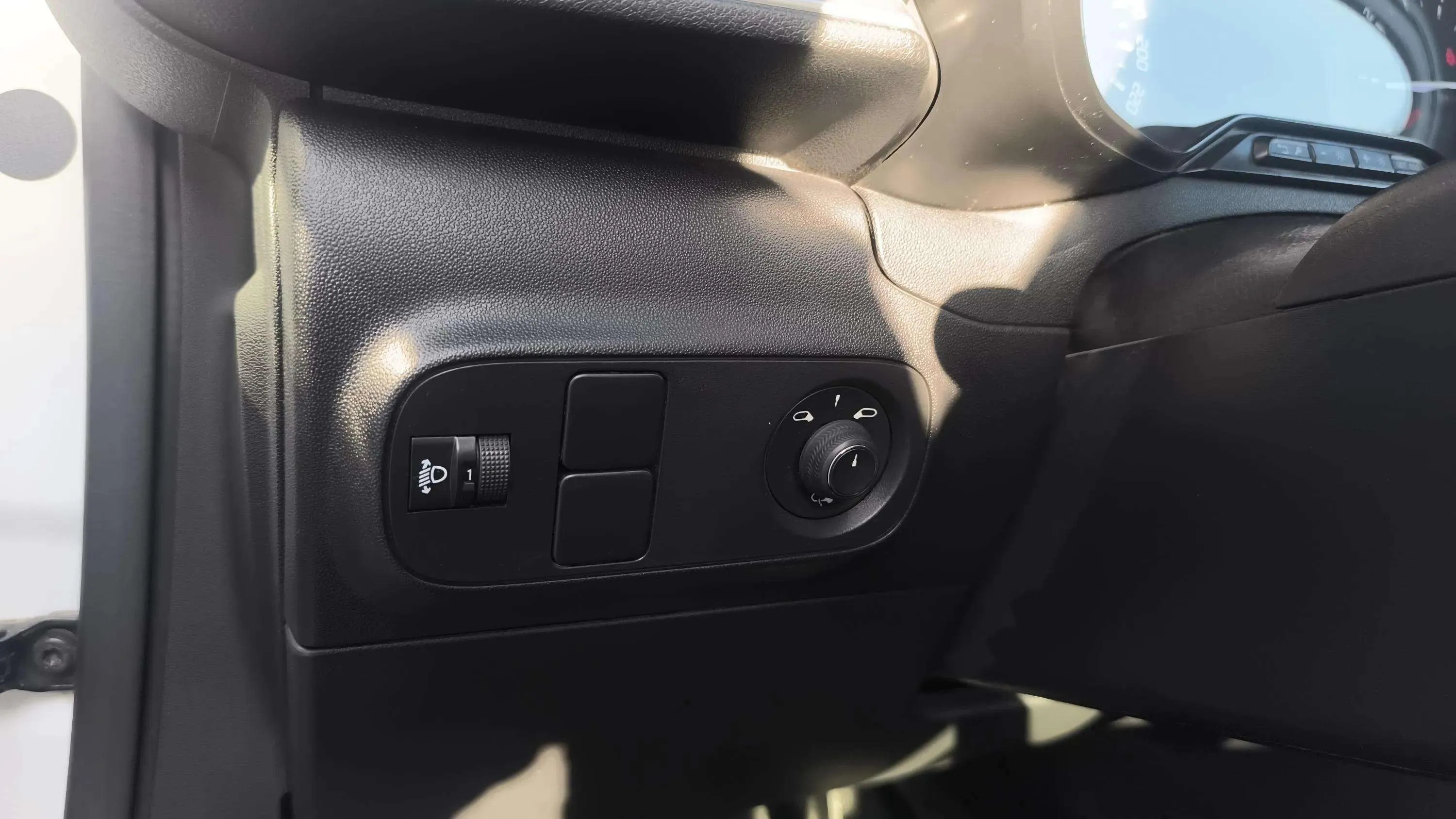 Citroën C3 BlueHDi Feel - foto 11