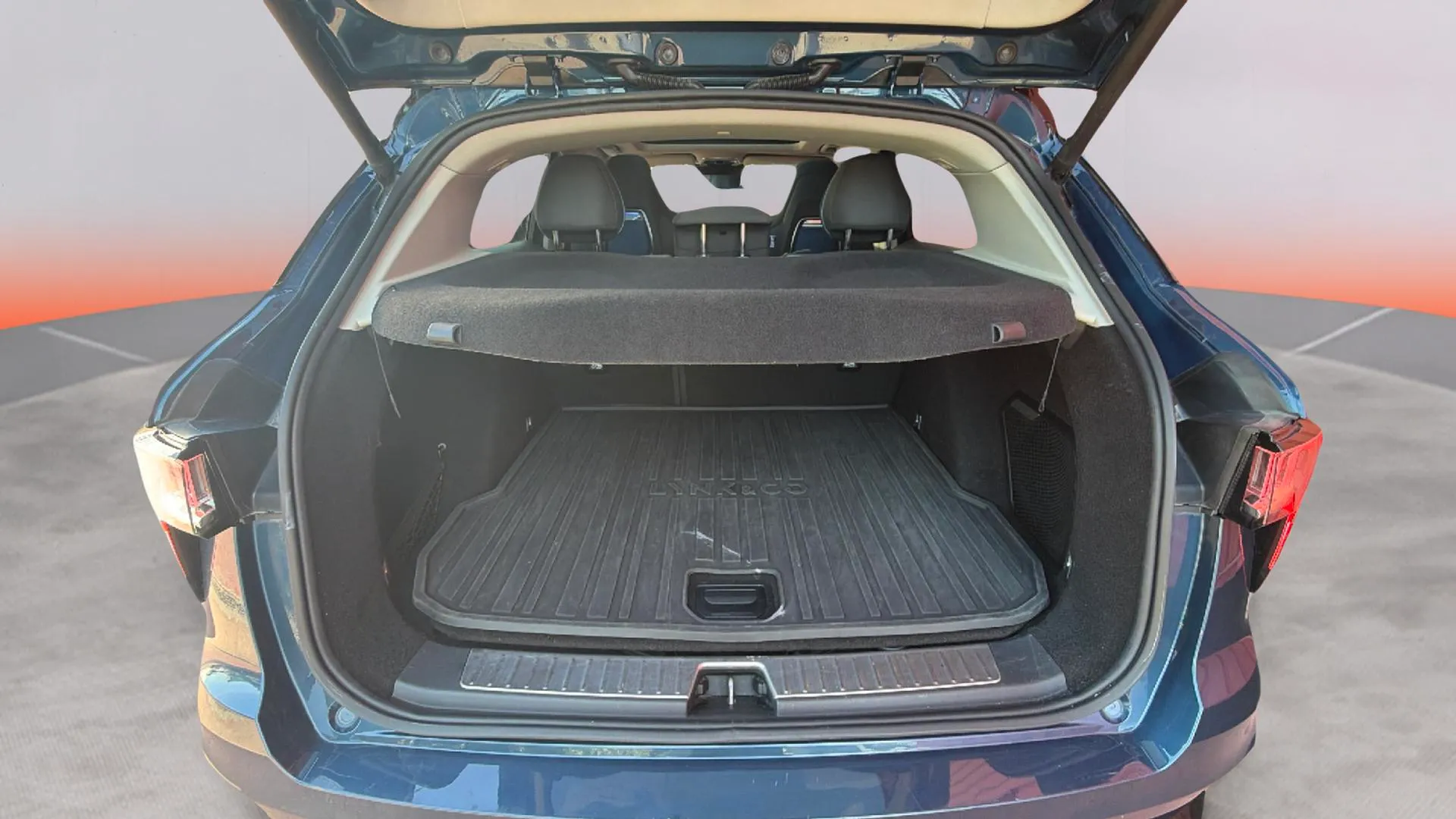 Lynk & Co 01 1.5 PHEV - foto 17