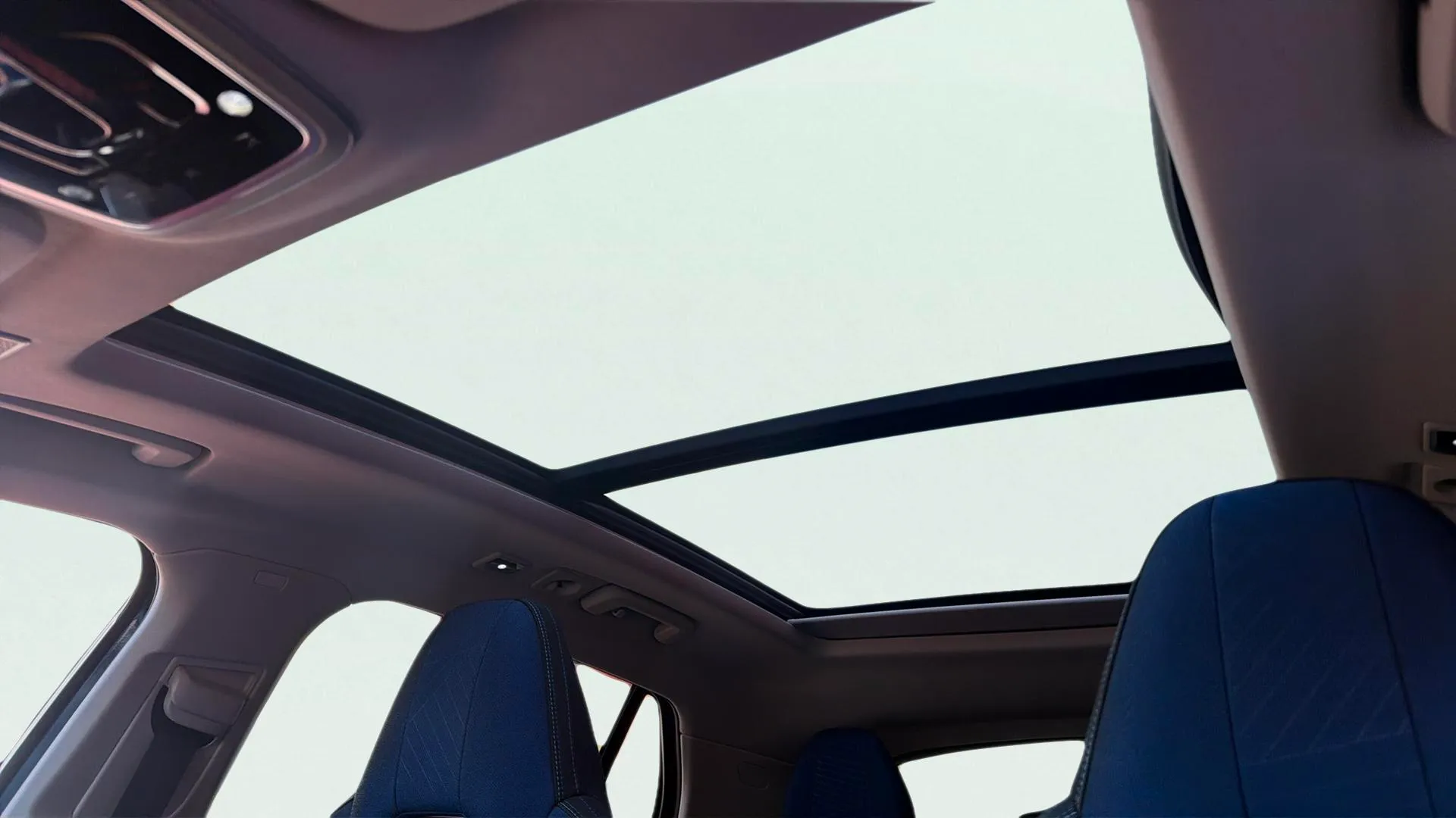 Lynk & Co 01 1.5 PHEV - foto 24