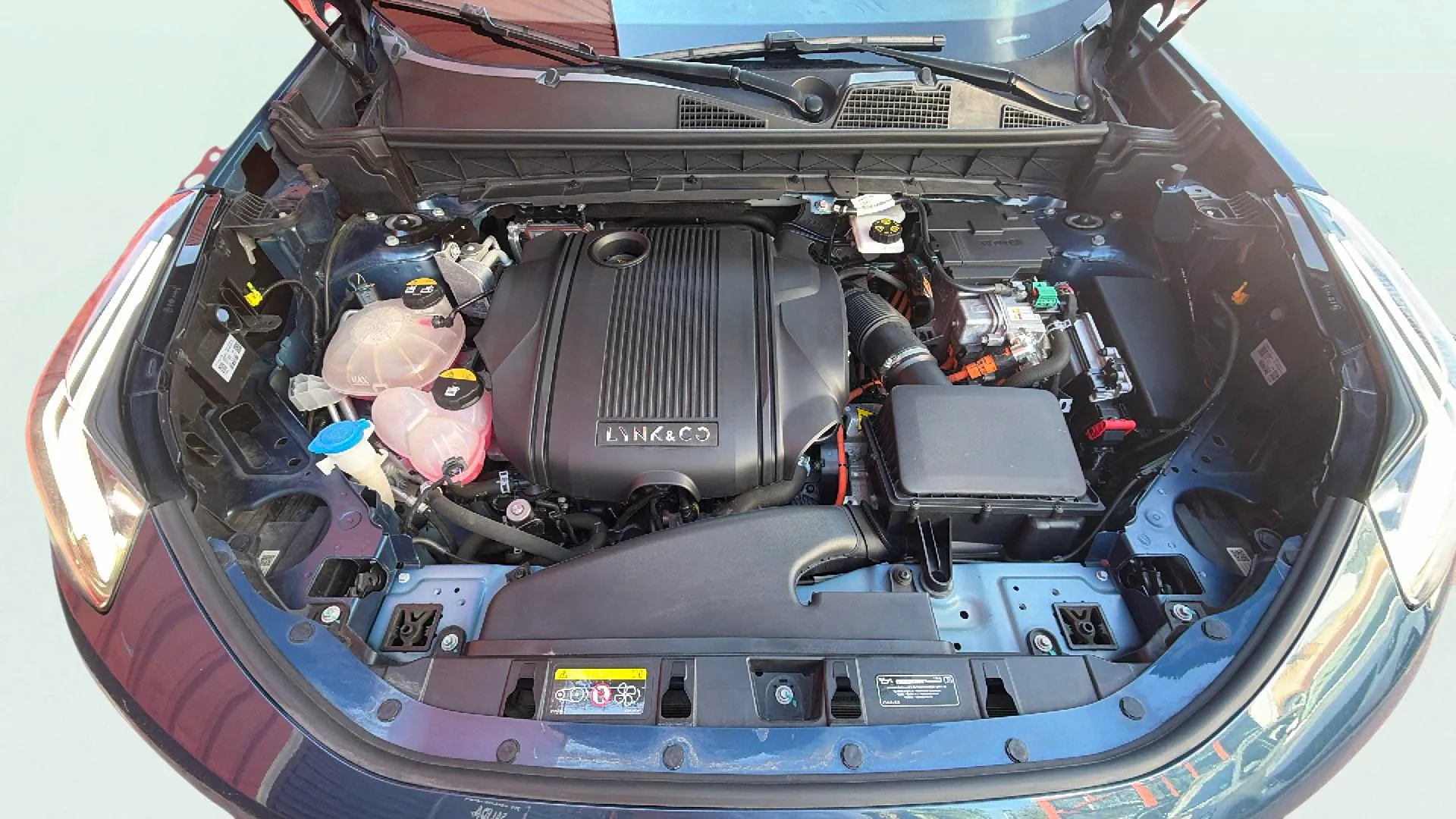 Lynk & Co 01 1.5 PHEV - foto 20