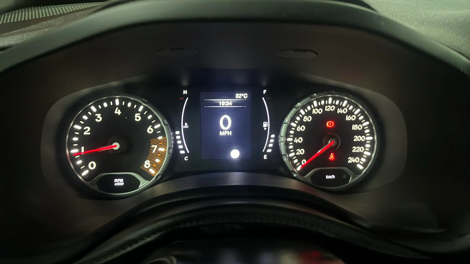 Jeep Renegade 1.0G Sport 4x2 - foto 18