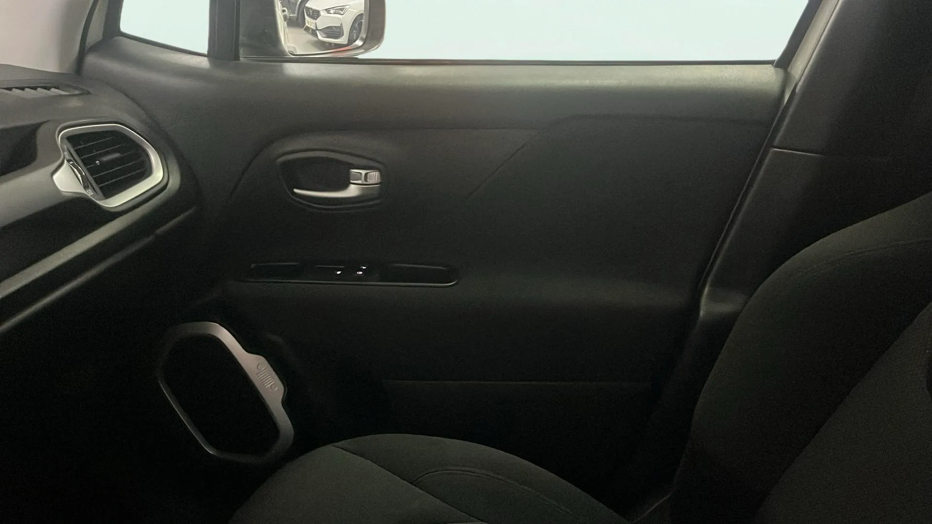 Jeep Renegade 1.0G Sport 4x2 - foto 11