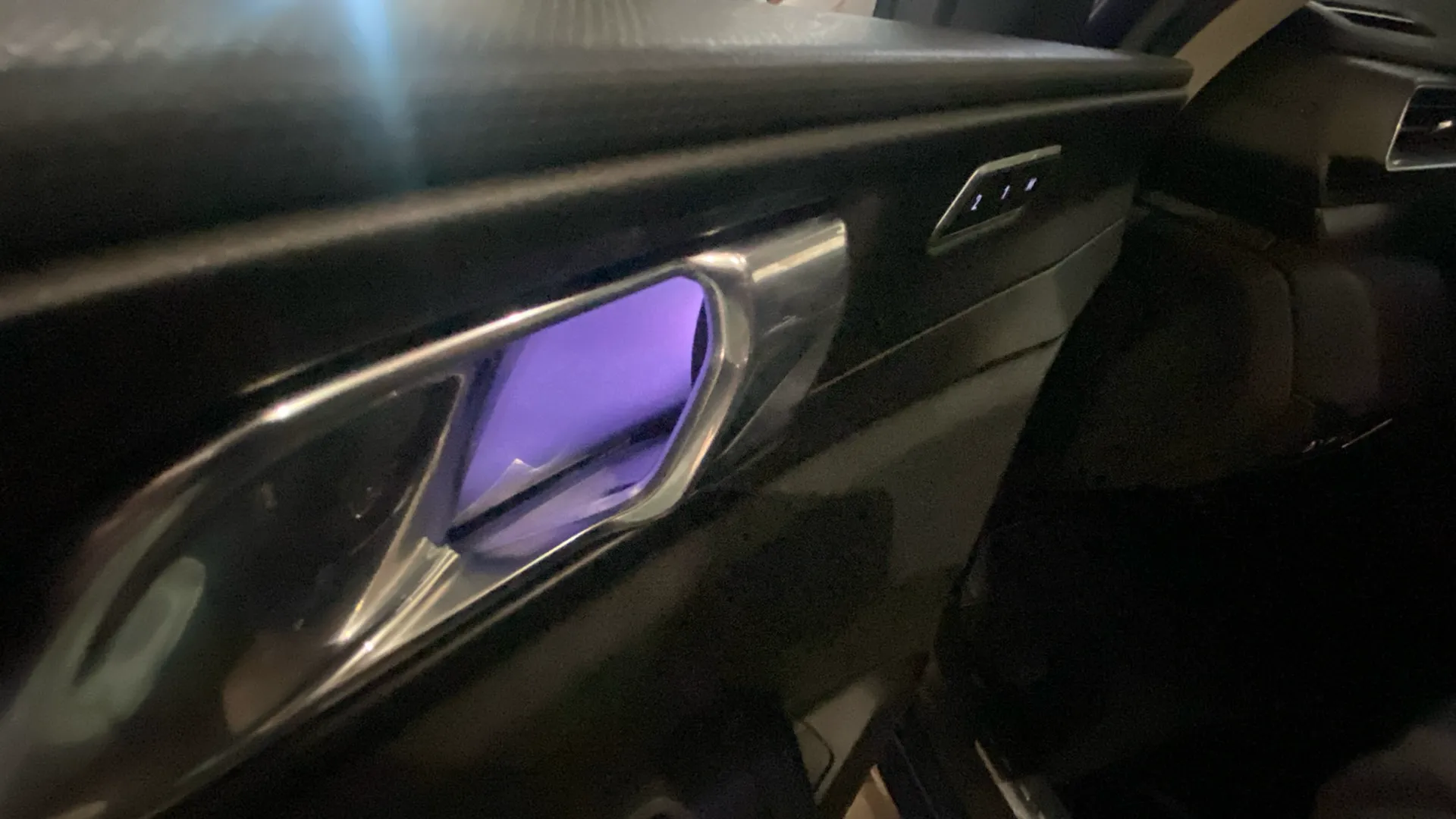 Lynk & Co 01 1.5 PHEV 6. - foto 17