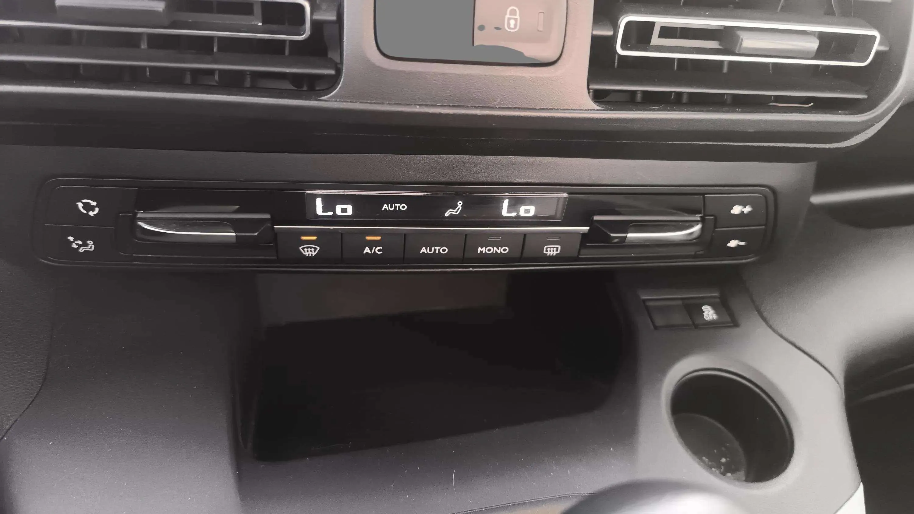 Citroën Berlingo Talla M BlueHDi 100 Shine - foto 21