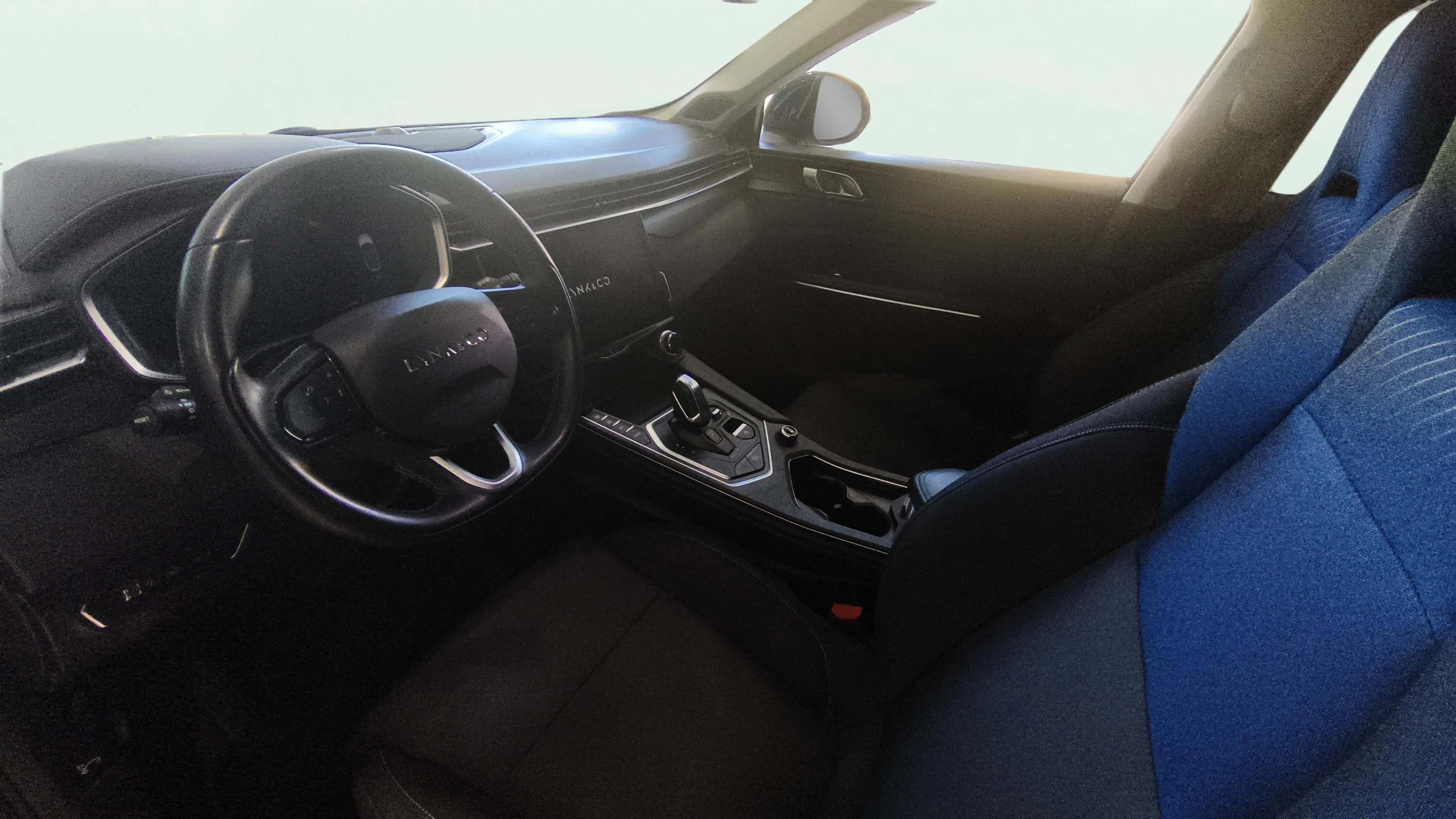 Lynk & Co 01 1.5 PHEV - foto 6