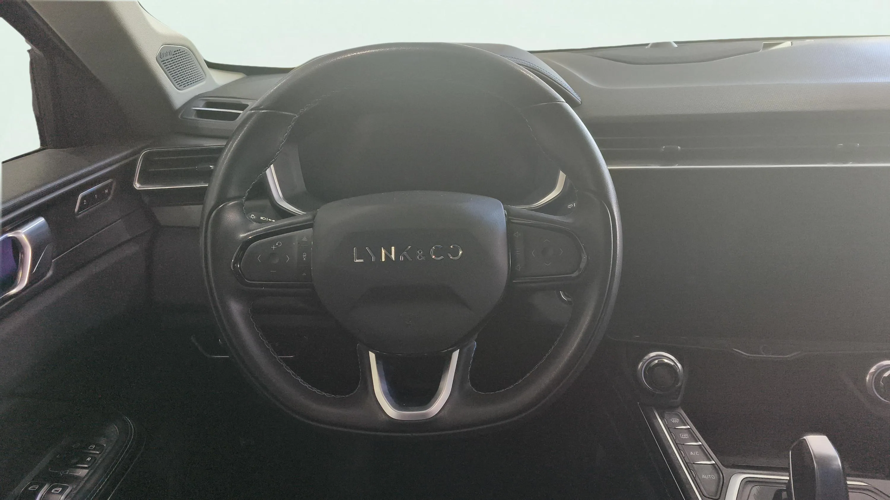 Lynk & Co 01 1.5 PHEV - foto 12