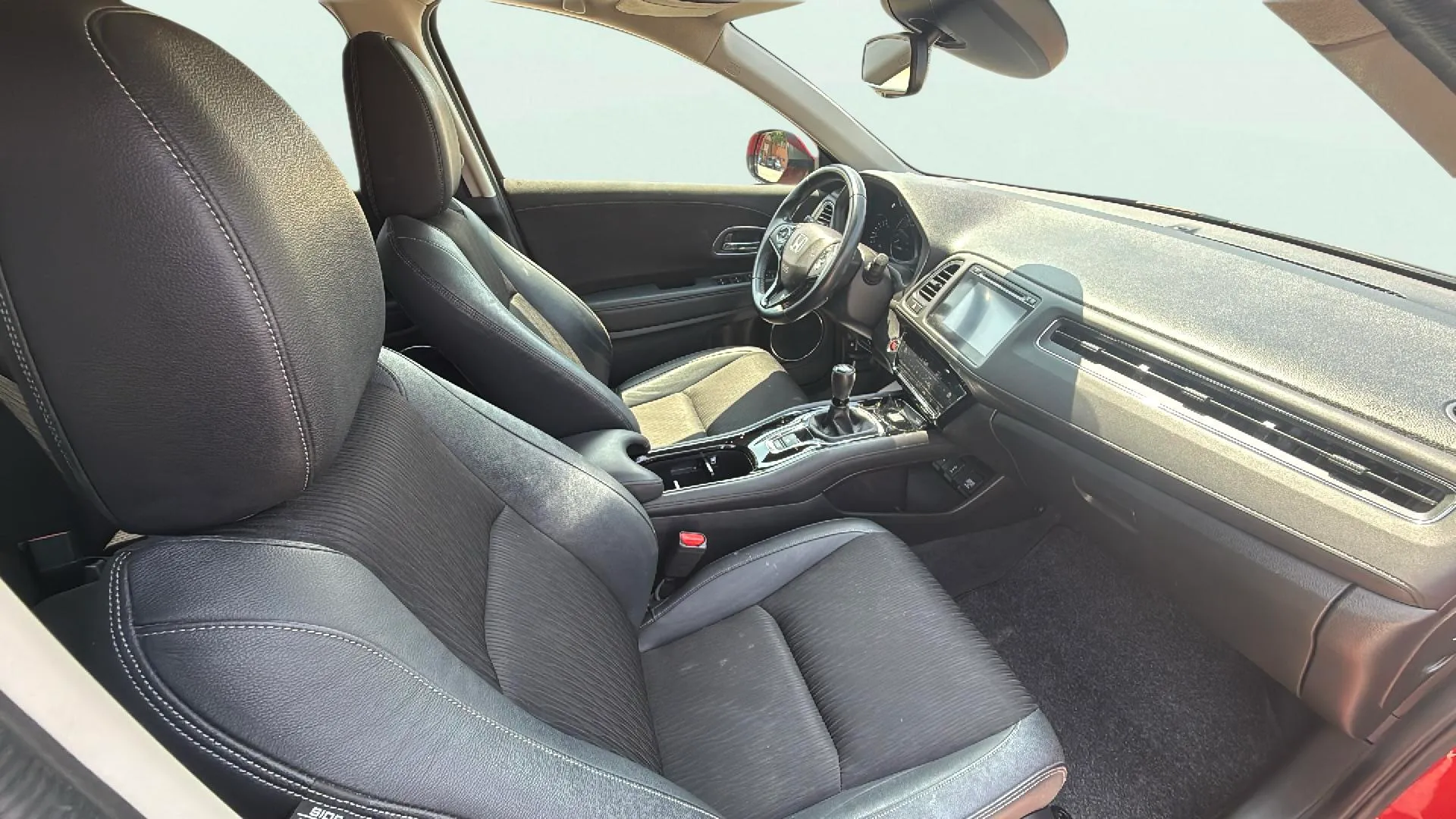 Honda HR-V 1.5 i-VTEC Comfort - foto 17