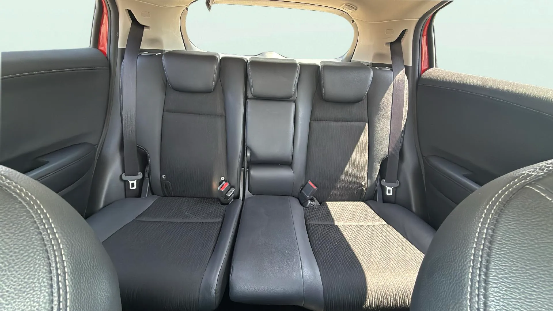 Honda HR-V 1.5 i-VTEC Comfort - foto 19