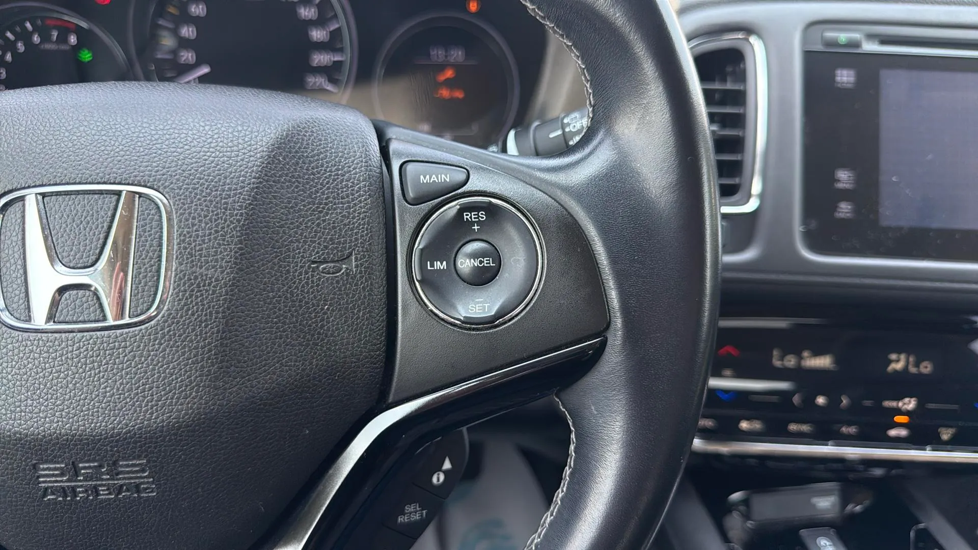 Honda HR-V 1.5 i-VTEC Comfort - foto 12