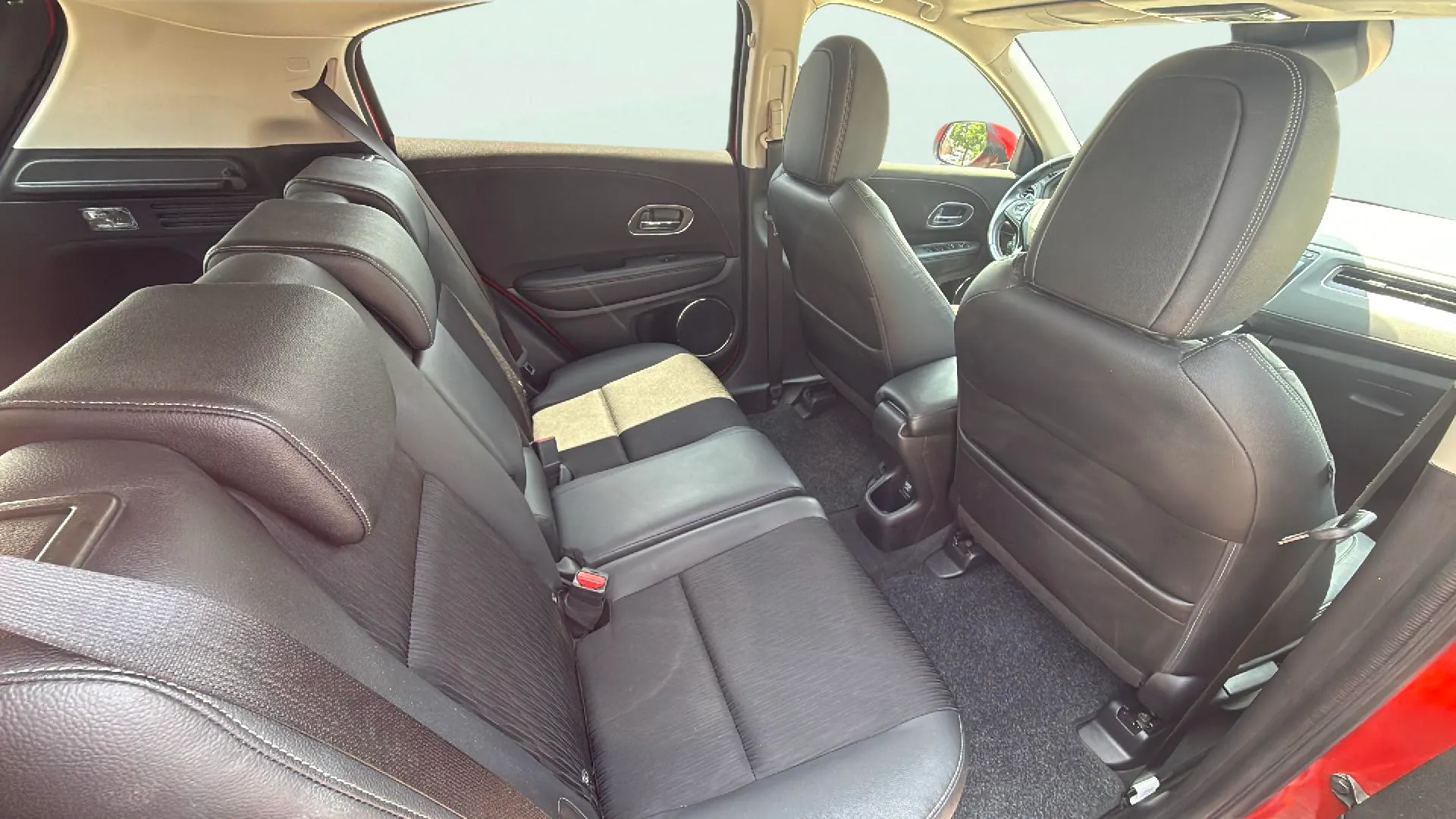 Honda HR-V 1.5 i-VTEC Comfort - foto 18