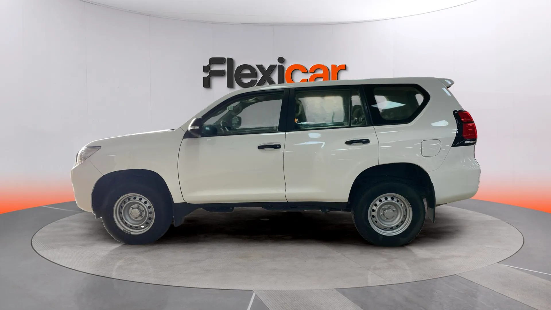Toyota Land Cruiser 2.8 D-4D GX - foto 5