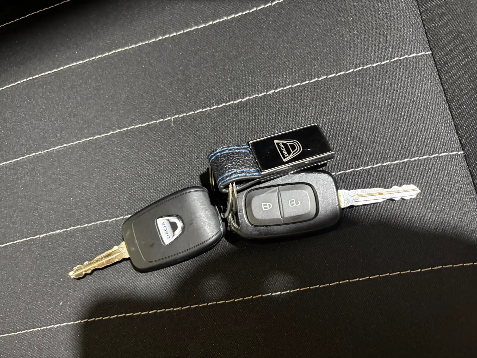 Dacia Sandero Access 1.0 SS - foto 17