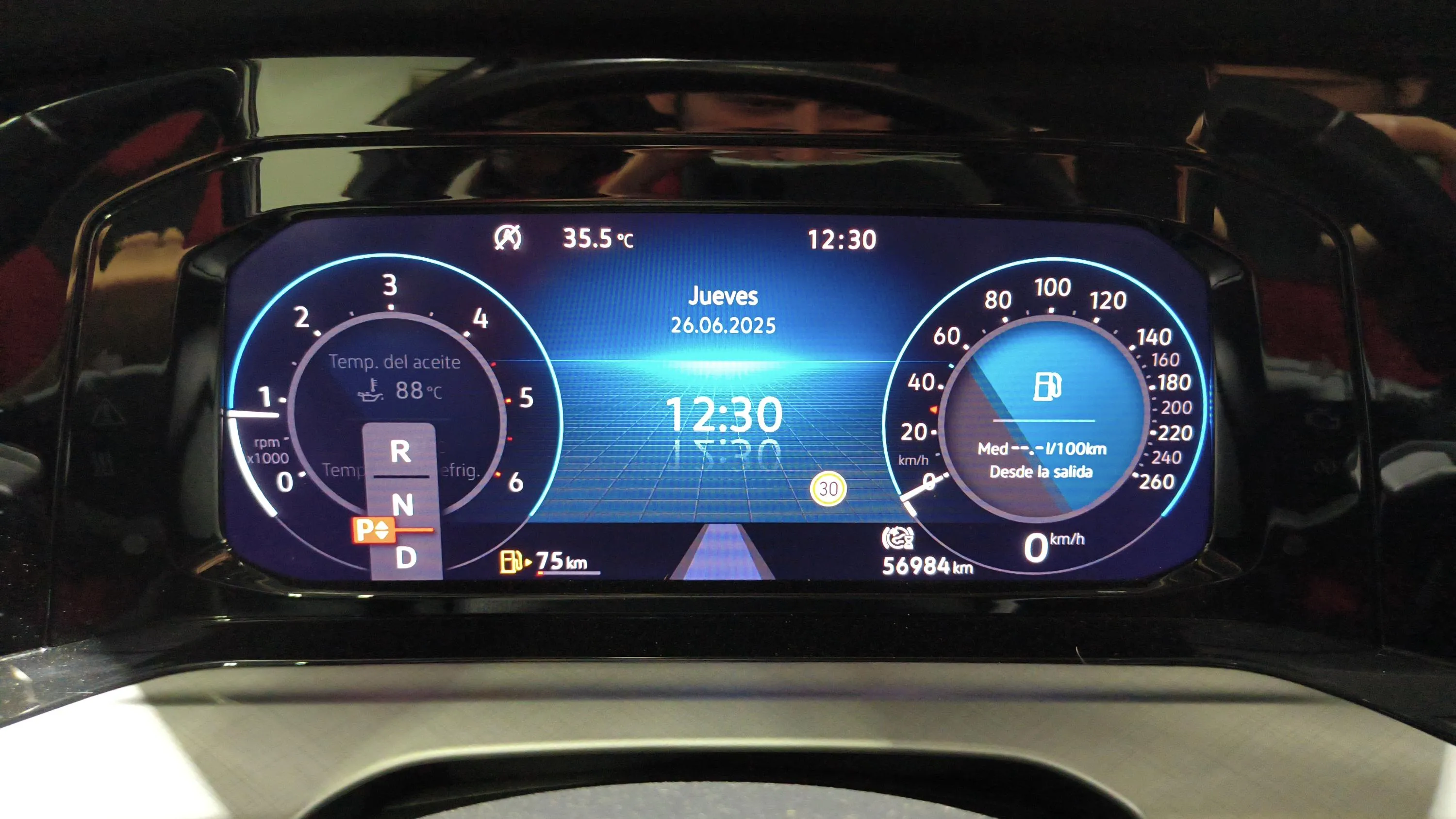 Volkswagen Golf 2.0 TDI DSG - foto 11