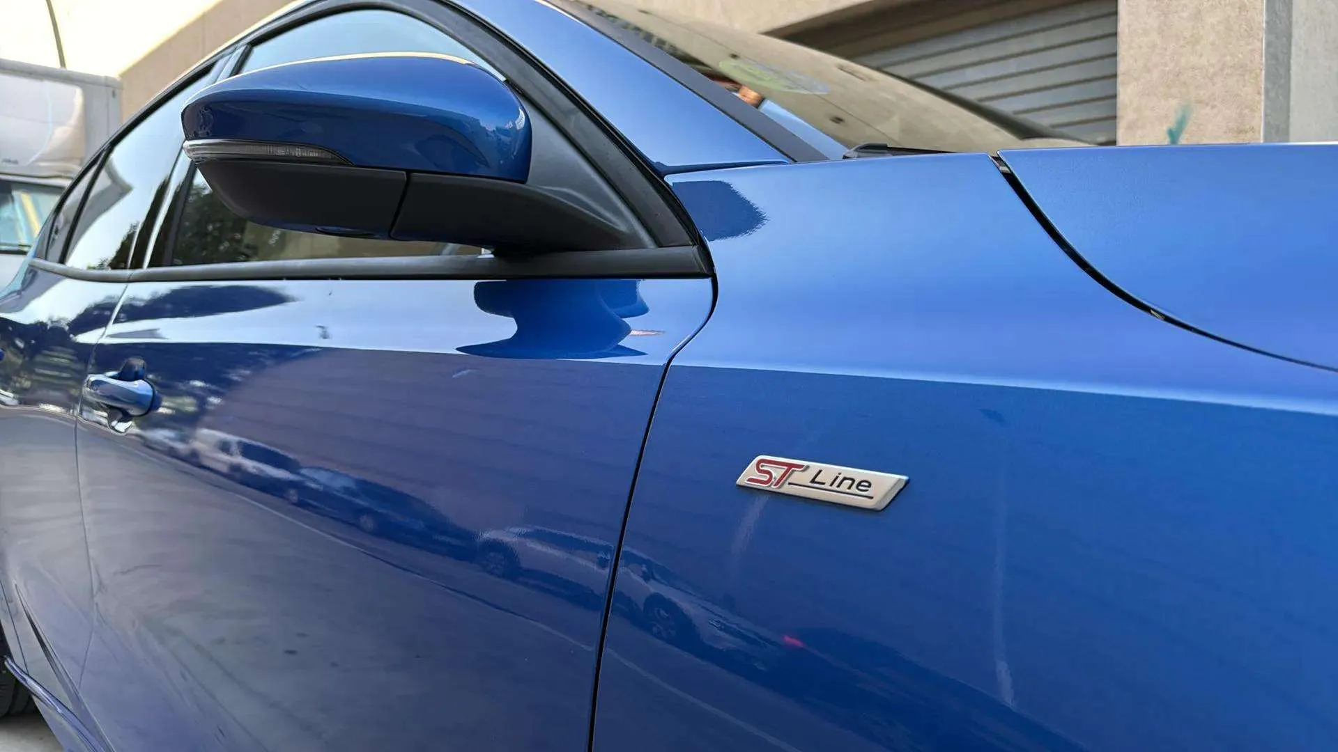 Ford Focus 1.0 EcoBoost MHEV ST-Line X - foto 3