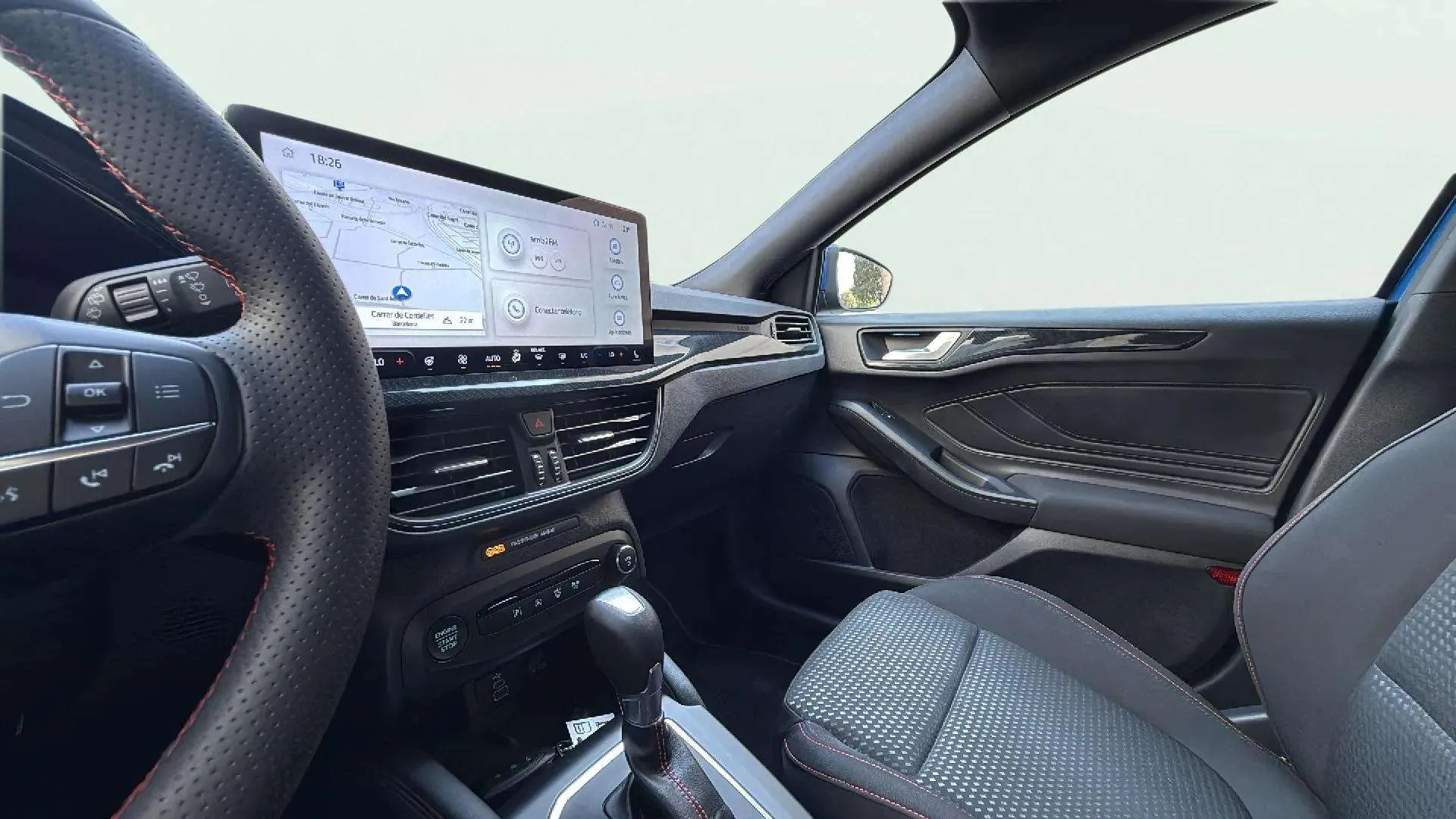 Ford Focus 1.0 EcoBoost MHEV ST-Line X - foto 21