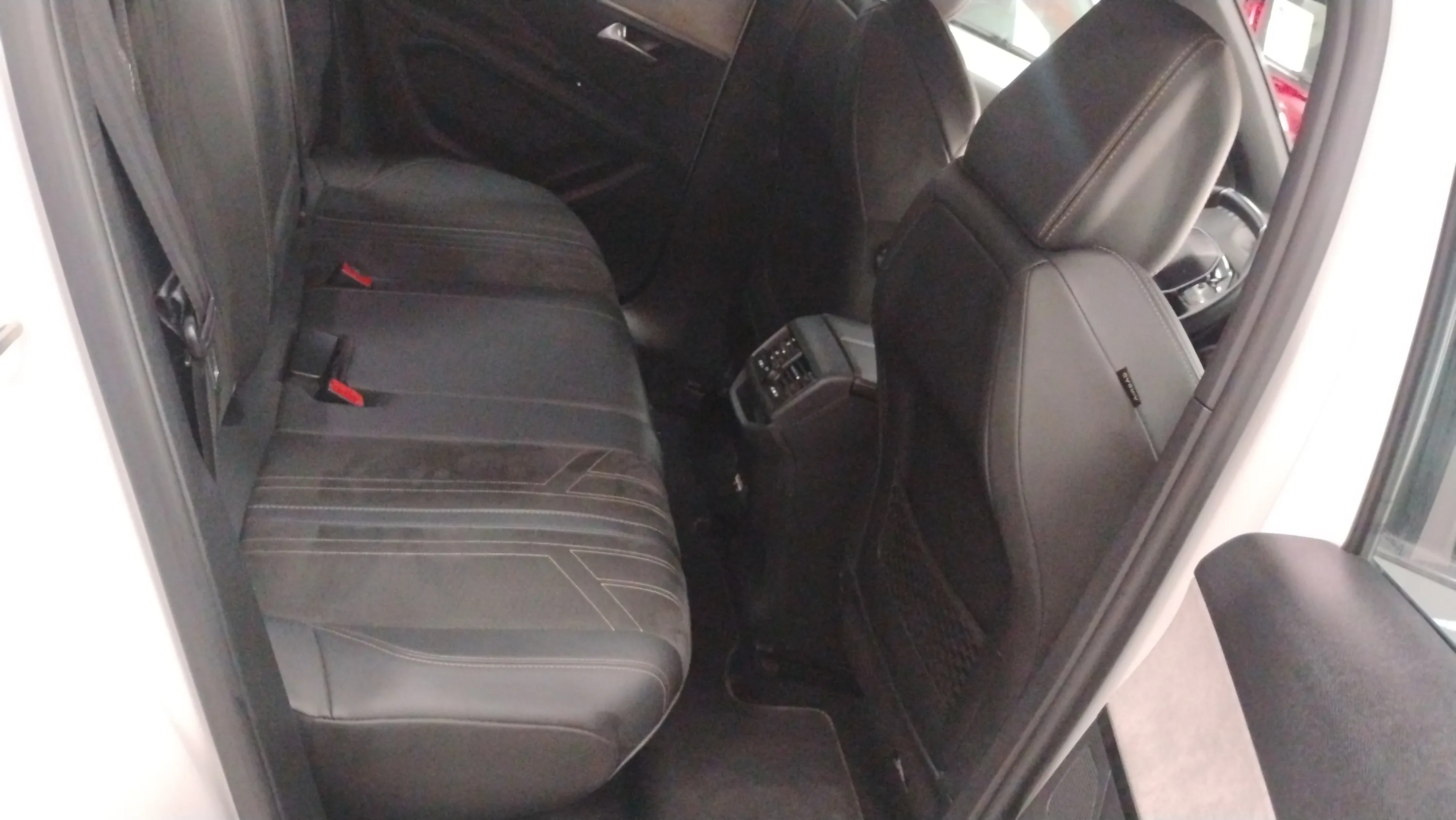 Peugeot 3008 1.5 BlueHDi GT EAT8 - foto 16