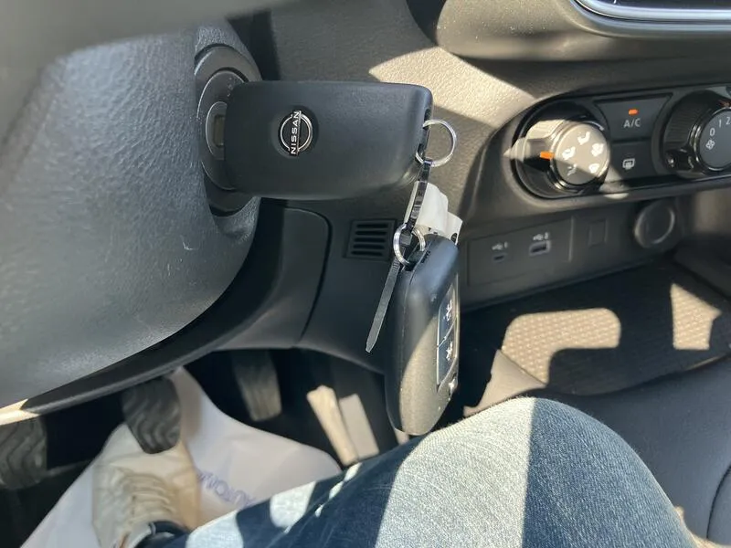 Nissan Juke DIG-T Acenta - foto 30