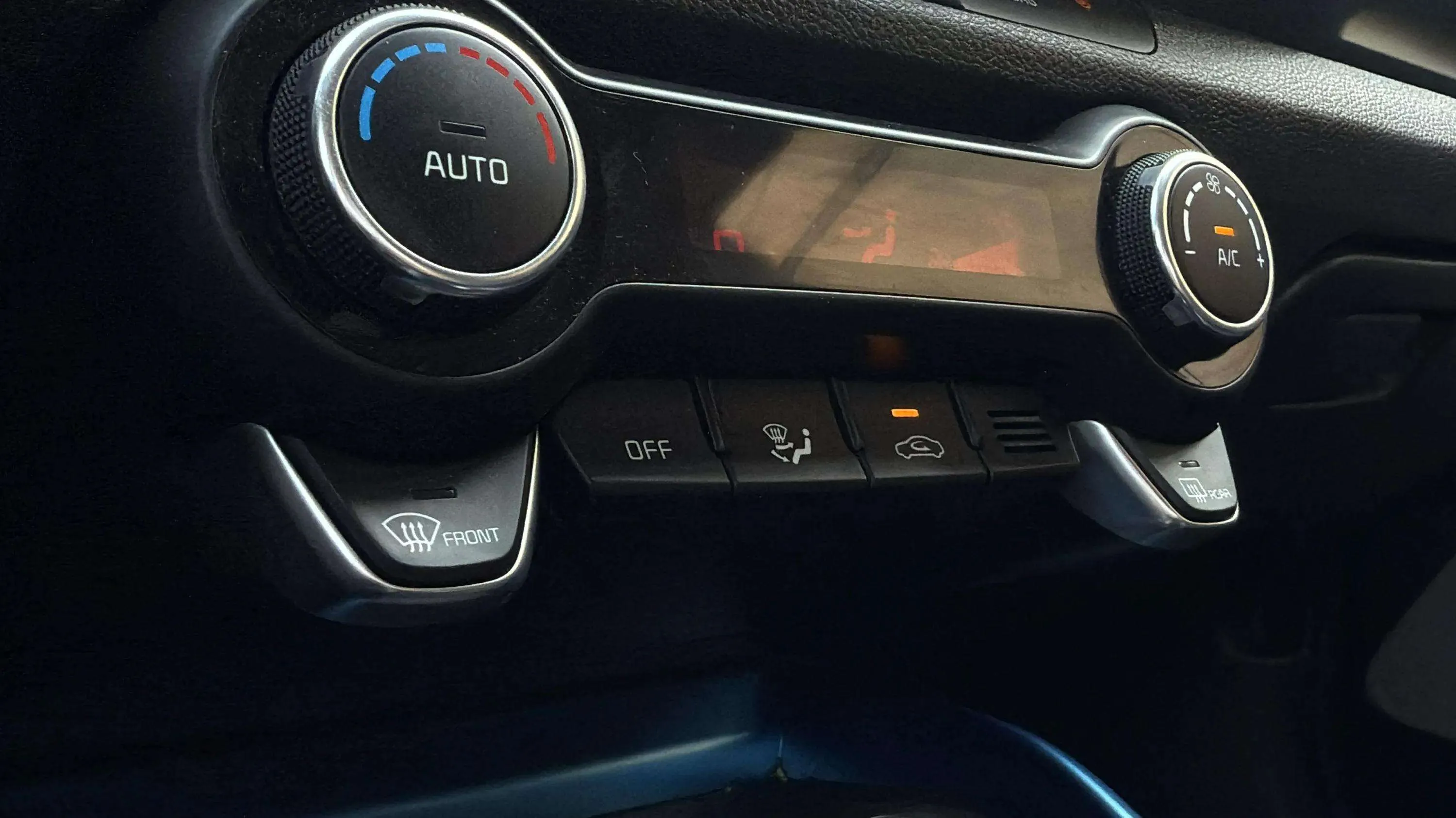 Kia Stonic 1.0 T-GDi MHEV Drive - foto 12