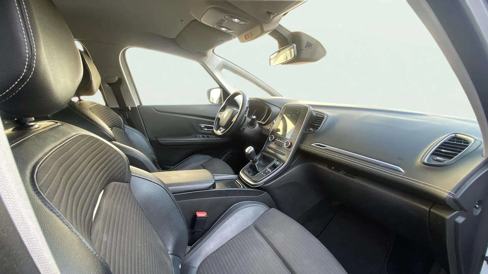 Renault Grand Scénic Black Edition TCe GPF - foto 17