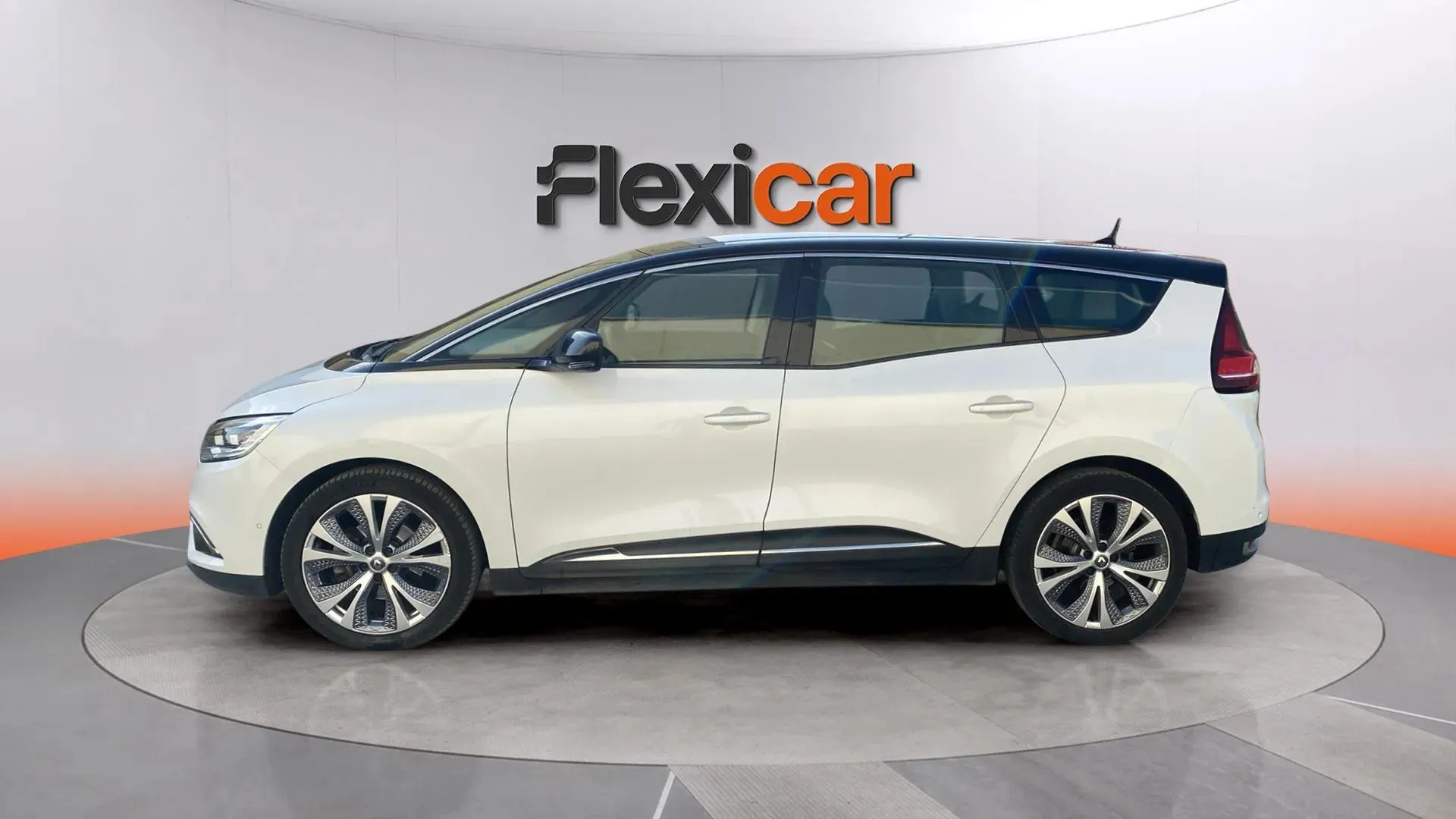 Renault Grand Scénic Black Edition TCe GPF - foto 6