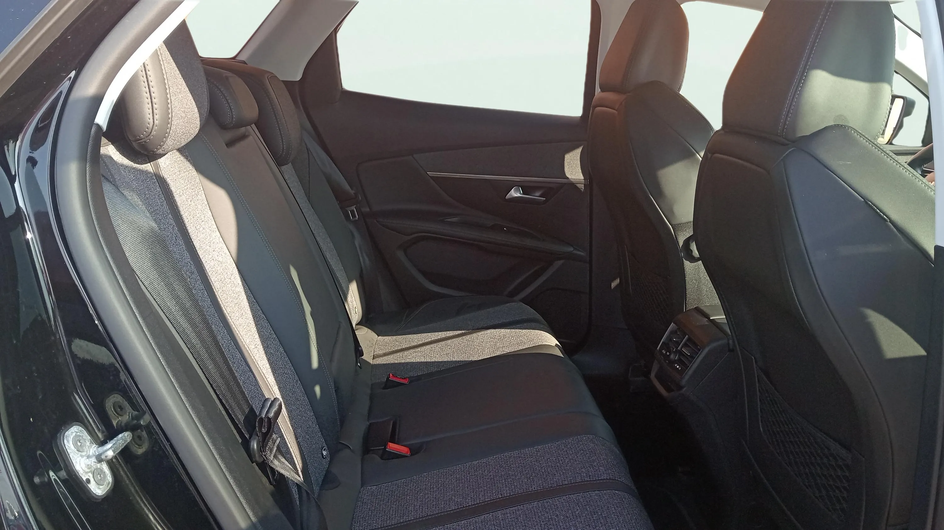 Peugeot 3008 1.2 PureTech Allure - foto 10