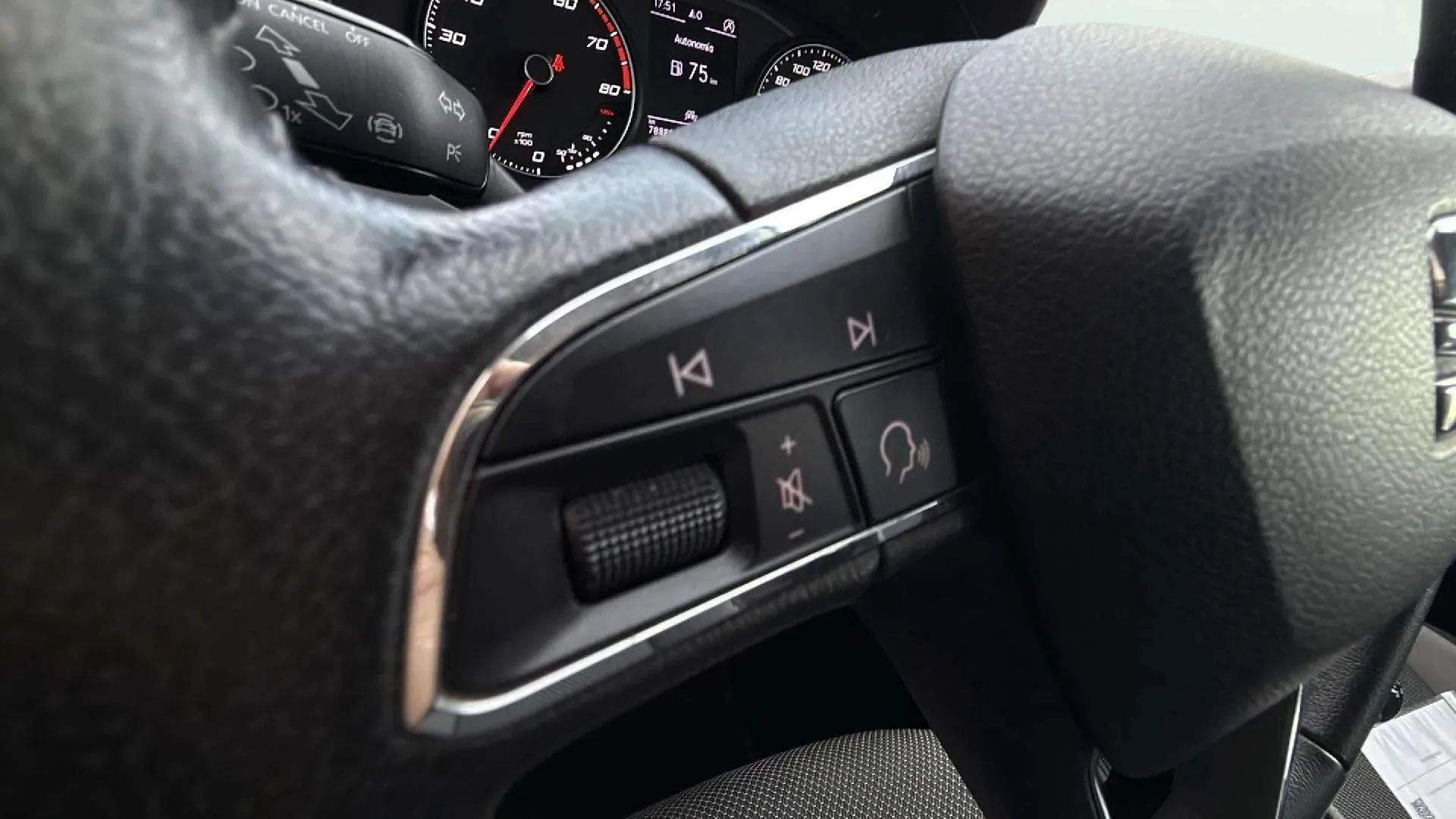 SEAT Ibiza 1.0 TSI Style Go Navi - foto 15