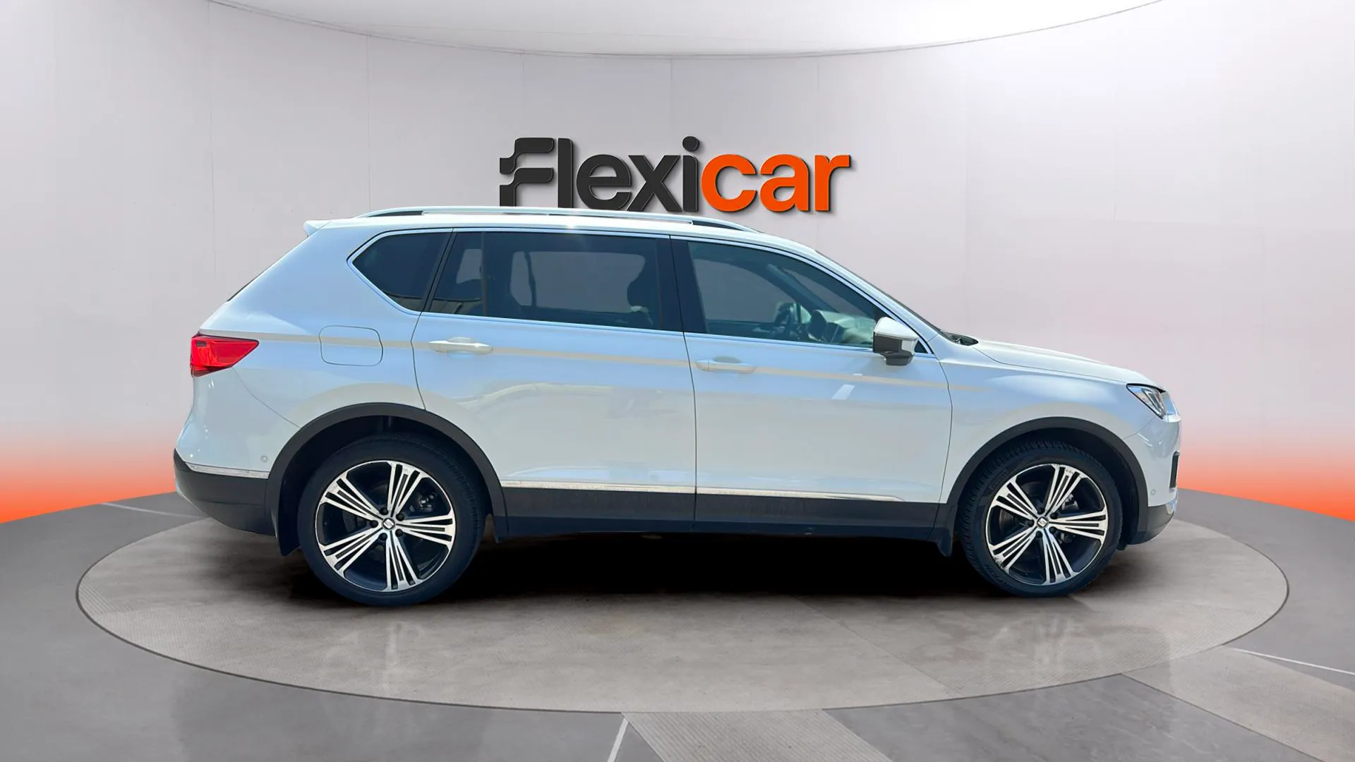 SEAT Tarraco 2.0 TDI 4Drive DSG Xcellence - foto 3