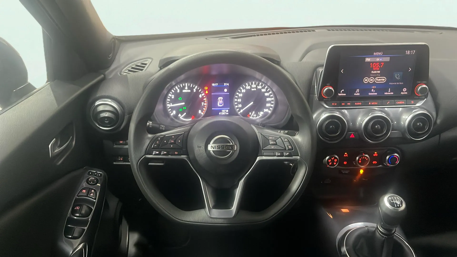 Nissan Juke DIG-T Acenta - foto 17