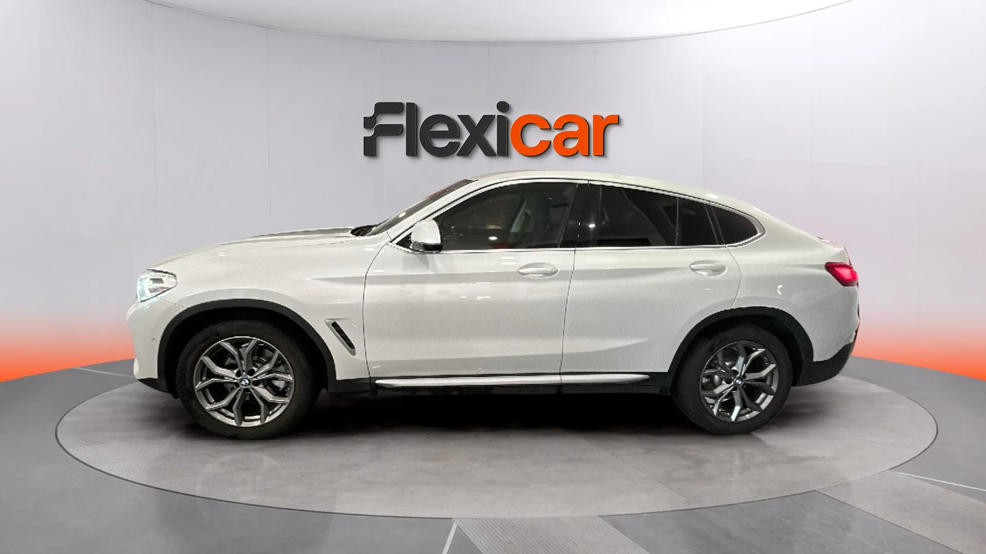 BMW X4 xDrive20d - foto 7