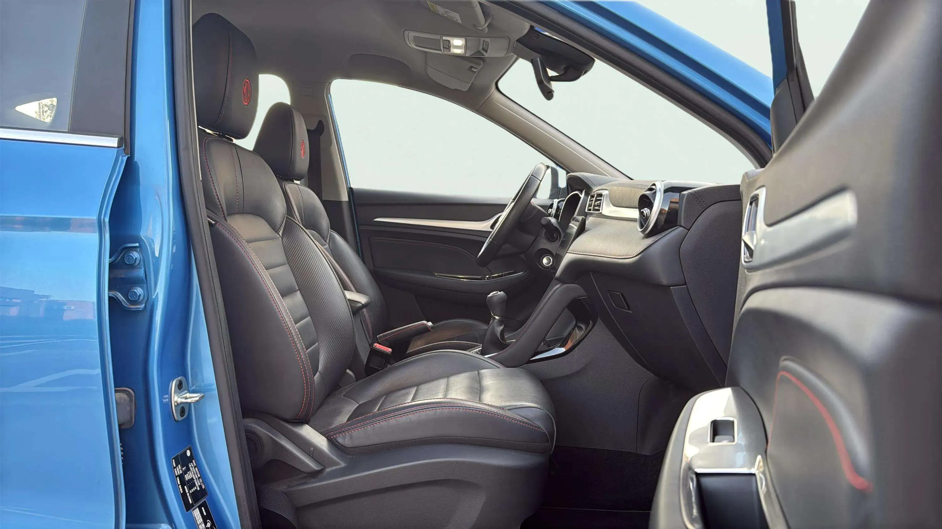 MG ZS 1.5 Luxury - foto 10